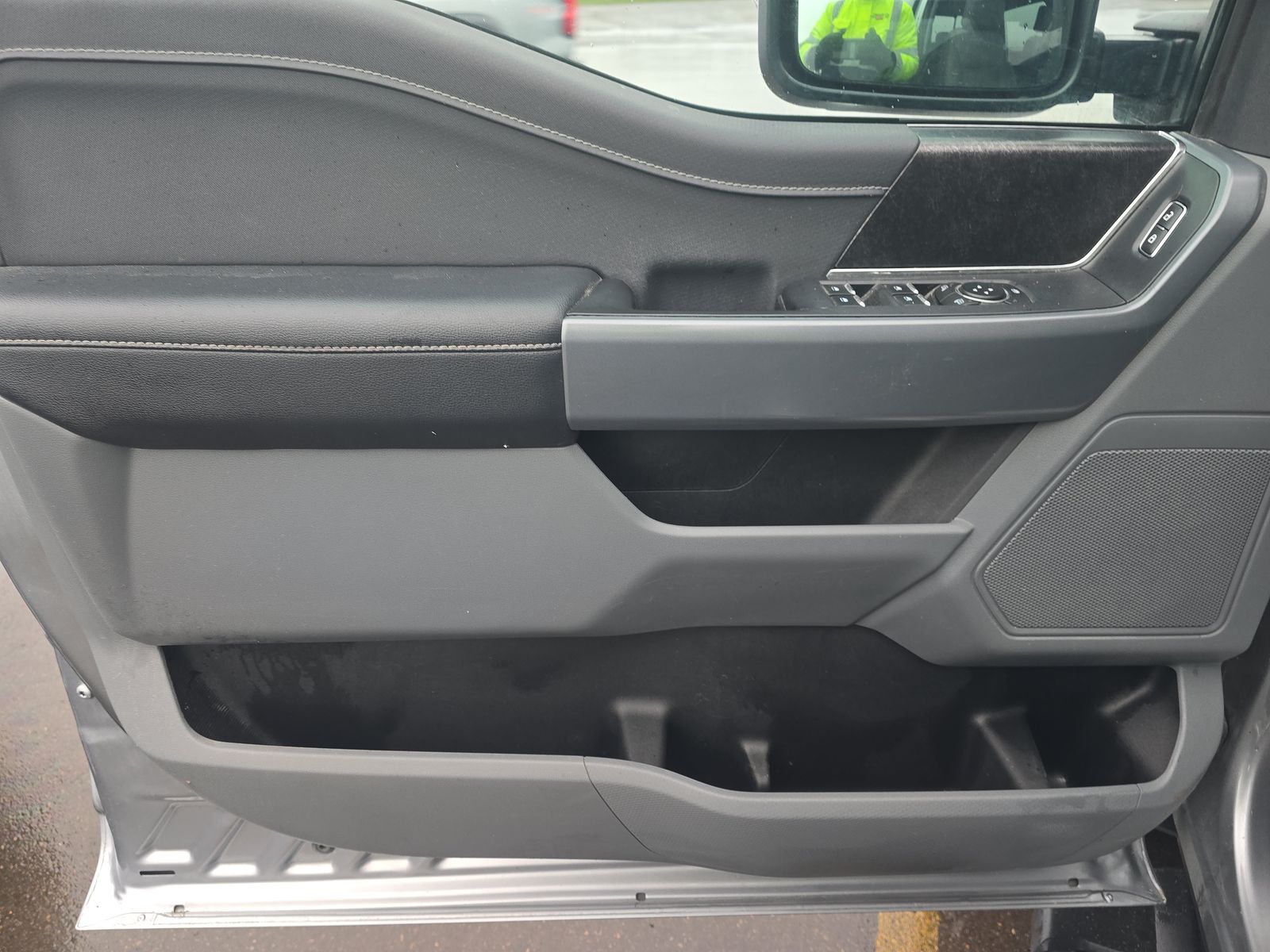 2023 Ford F-150 Hybrid XLT AWD