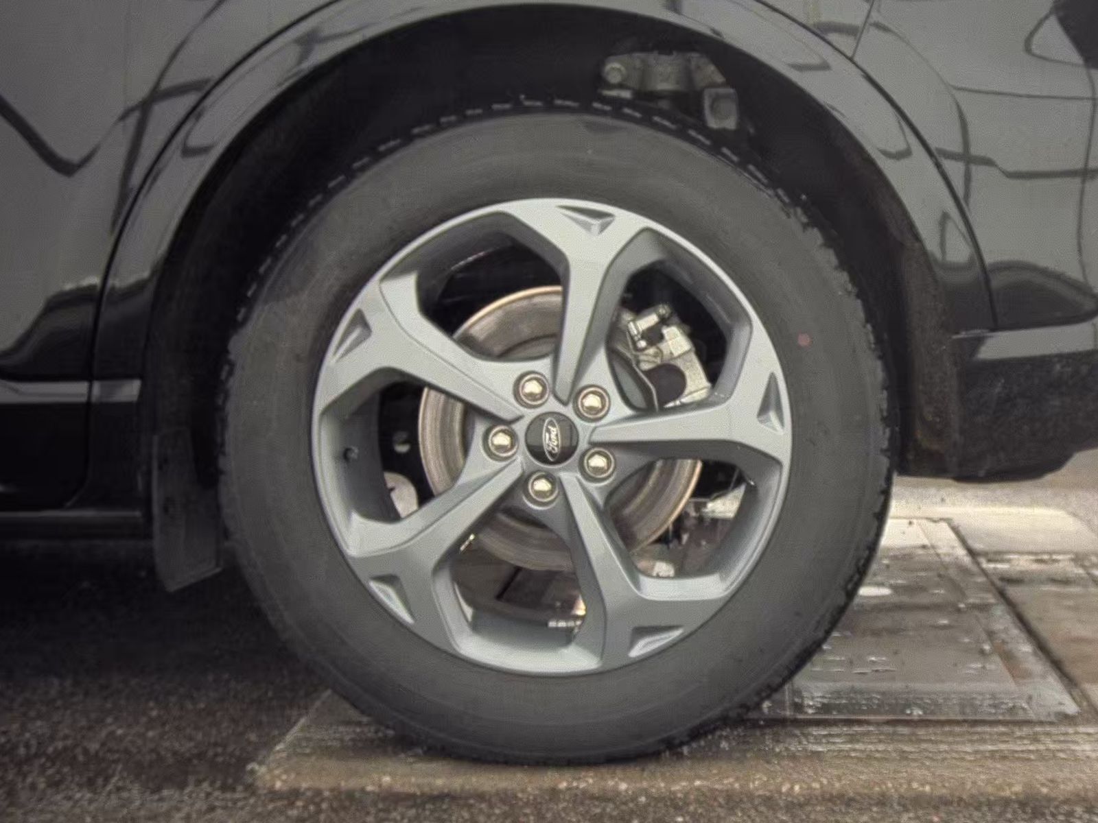 2023 Ford Escape ST-Line FWD