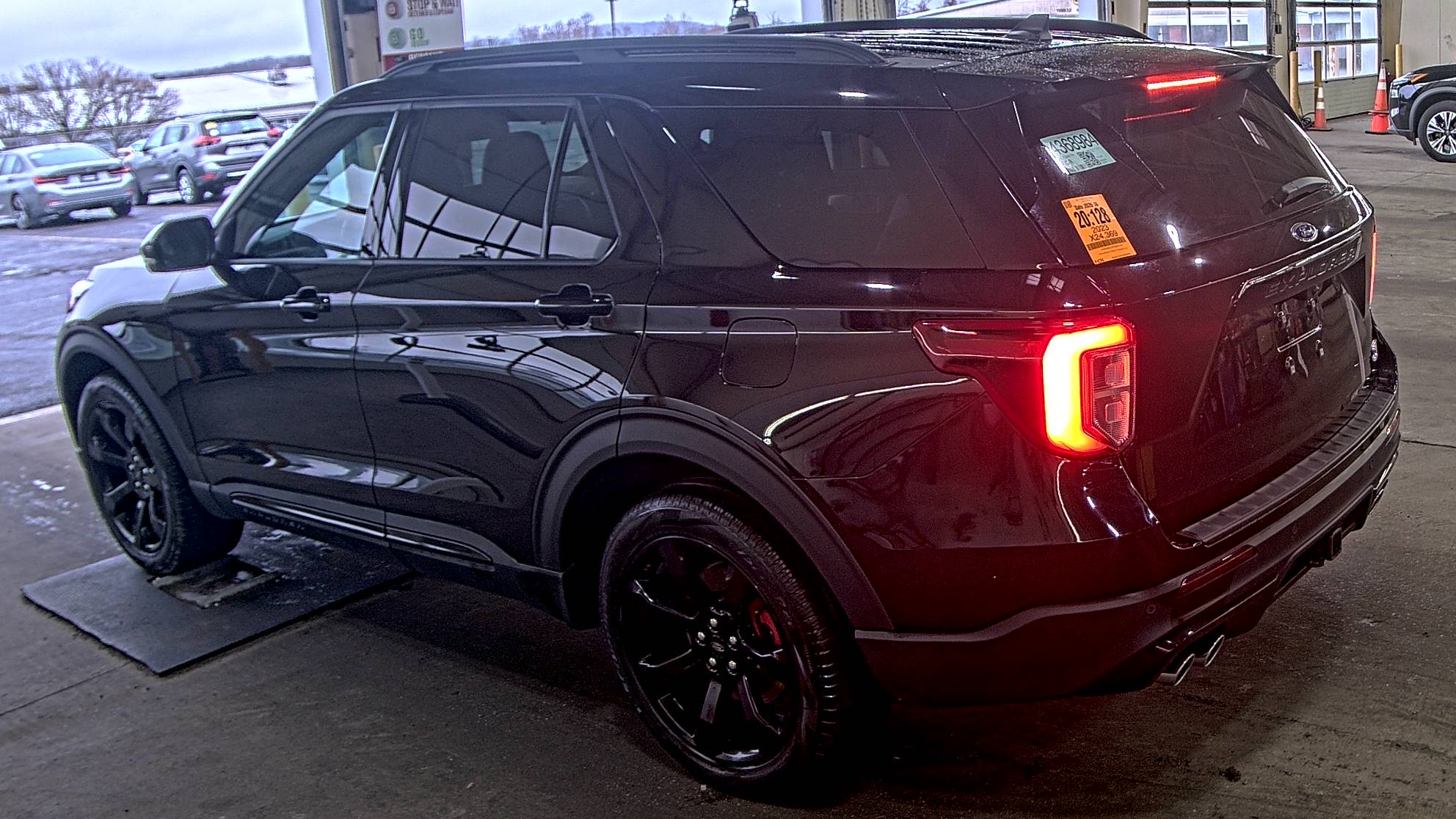 2023 Ford Explorer ST AWD