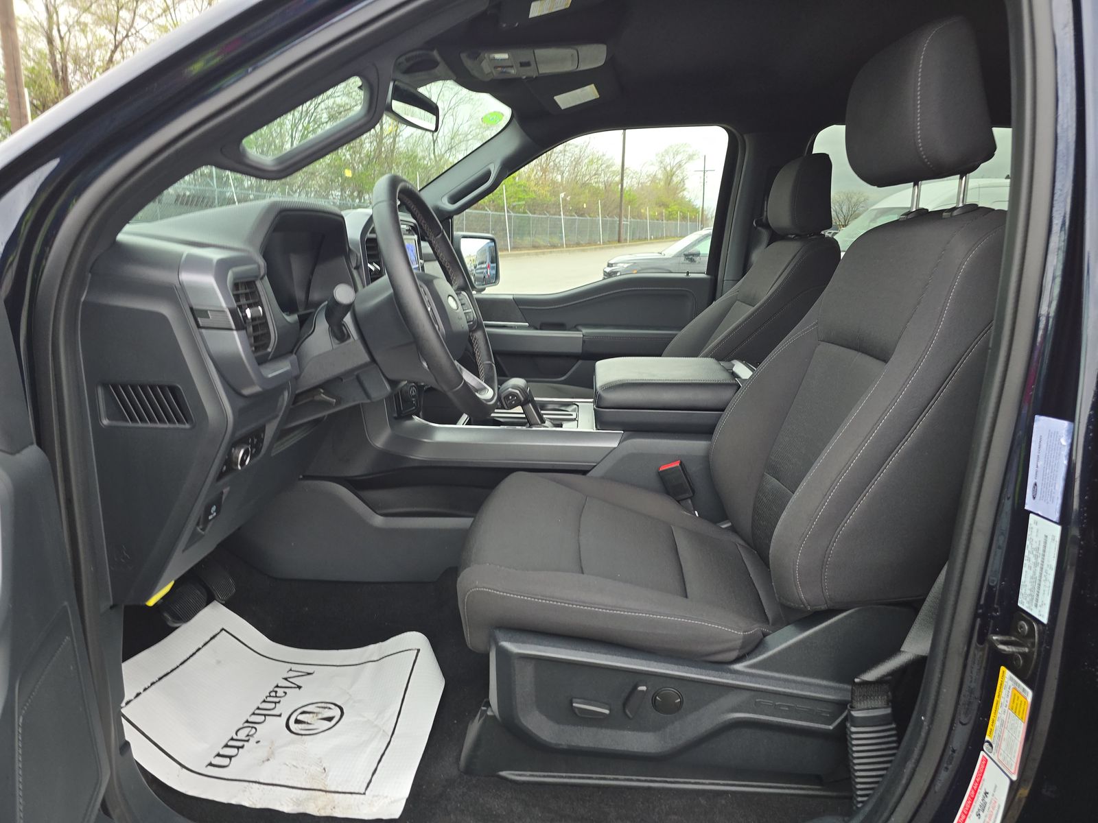 2025 Ford F-150 Hybrid XLT AWD