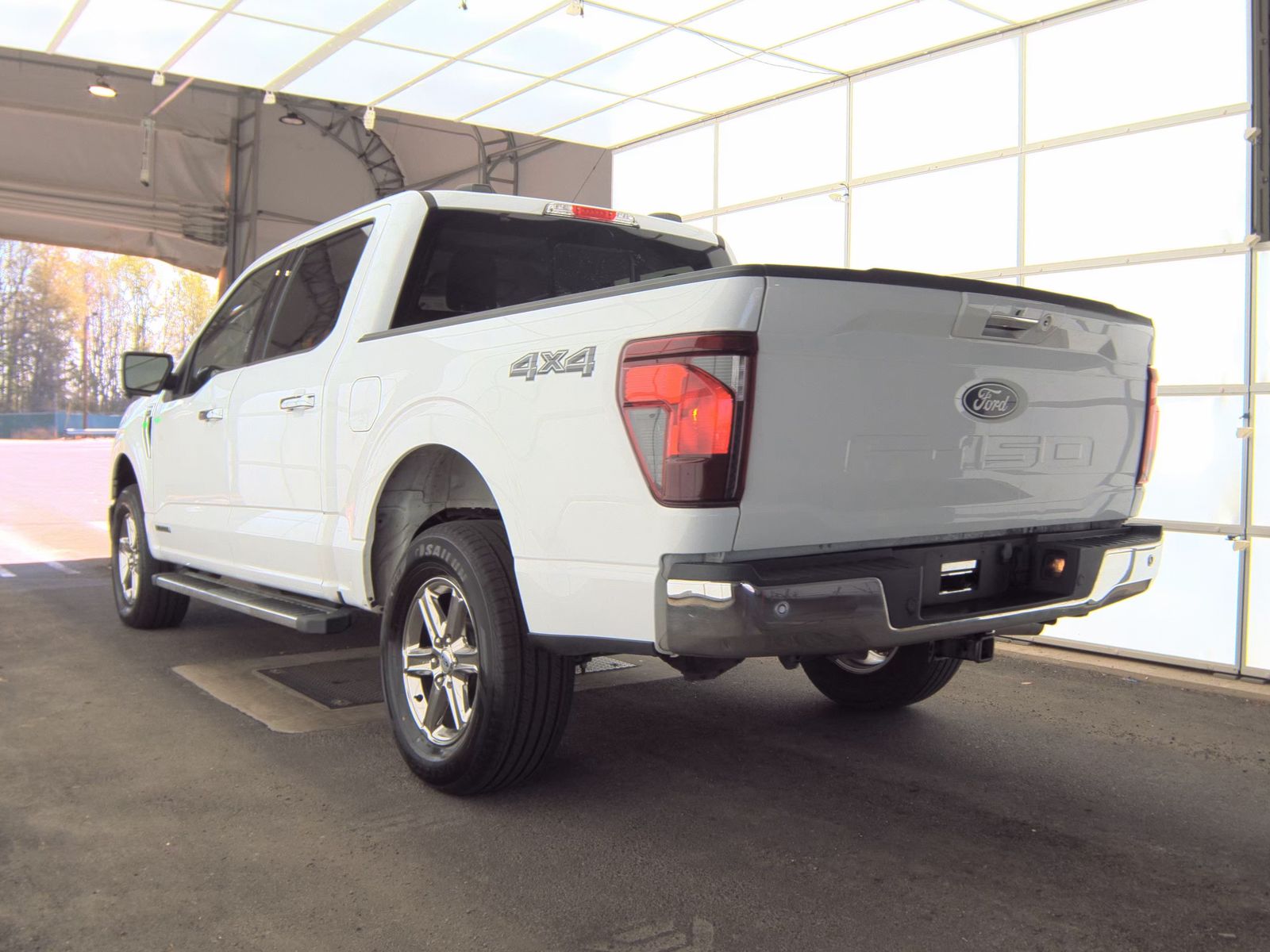 2024 Ford F-150 Hybrid XLT AWD