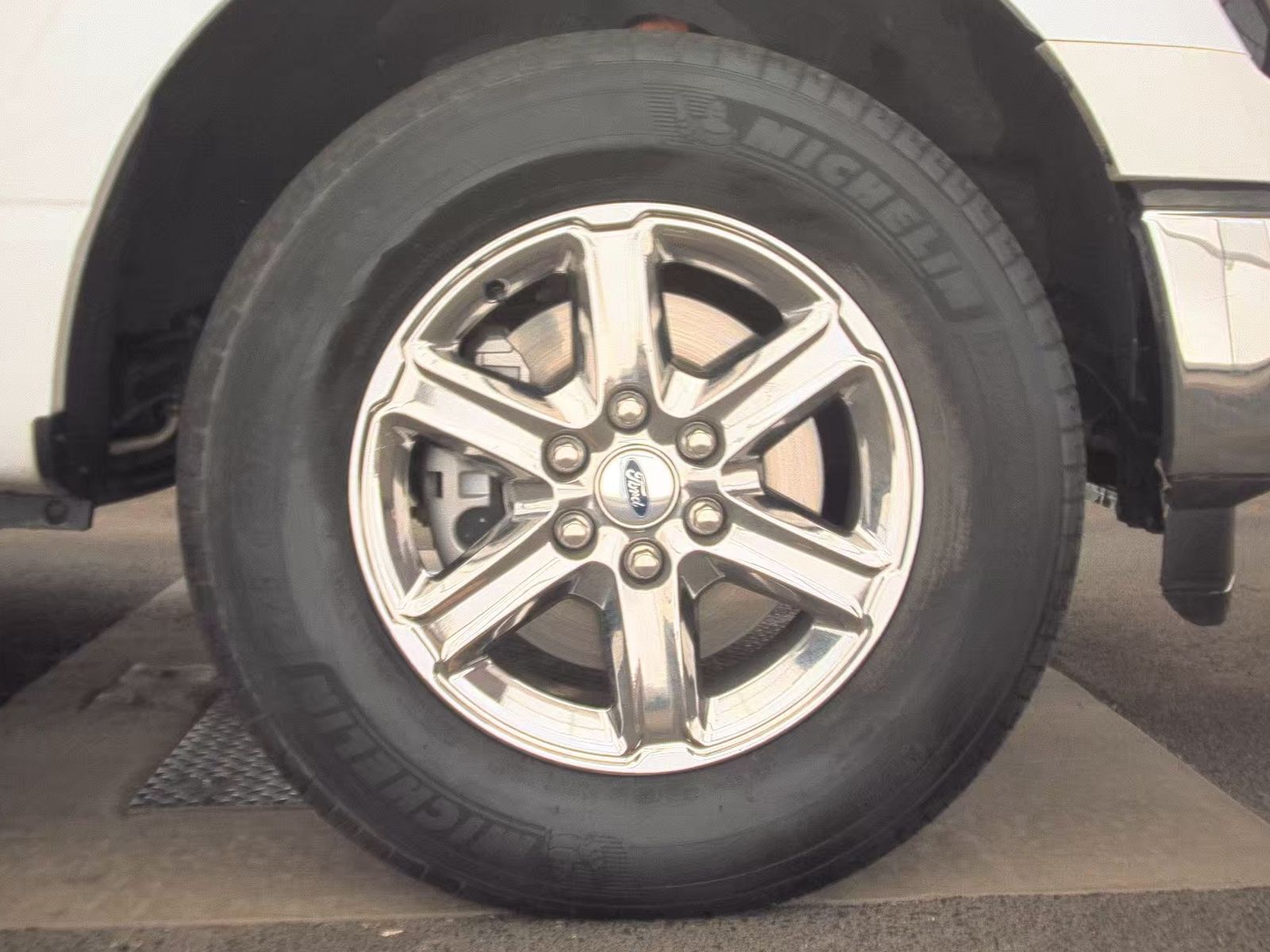 2024 Ford F-150 Hybrid XLT AWD