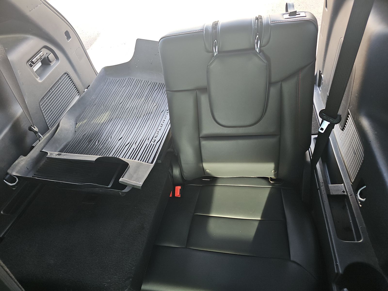 2025 Ford Explorer ST-Line AWD