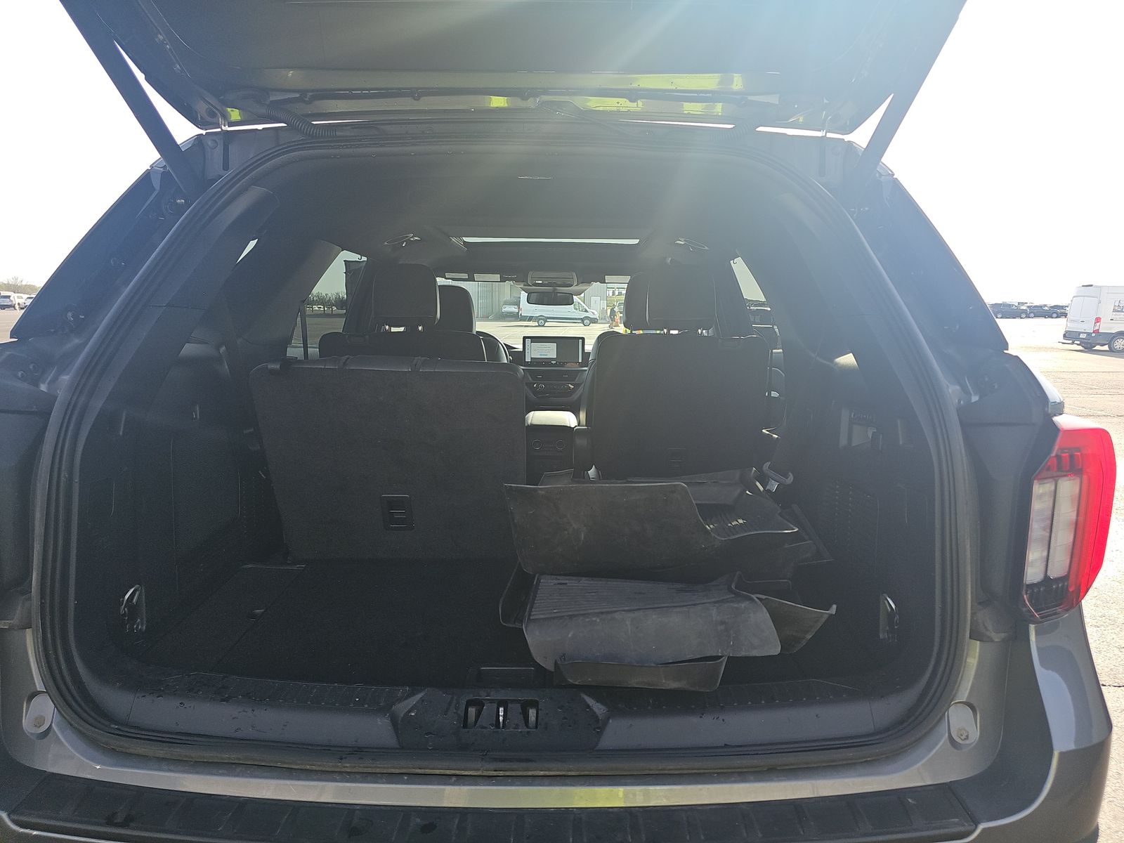 2025 Ford Explorer ST-Line AWD