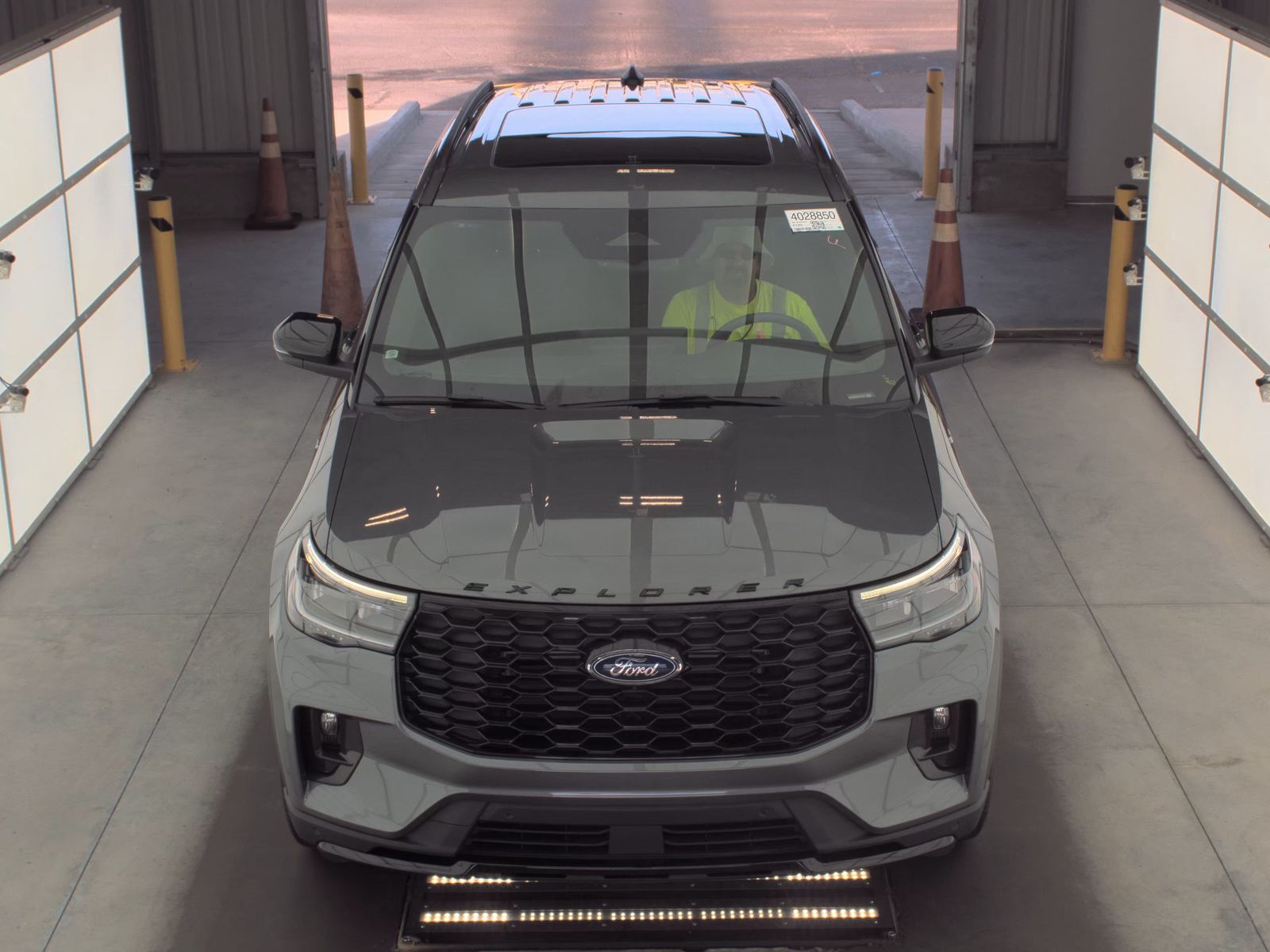 2025 Ford Explorer ST-Line AWD