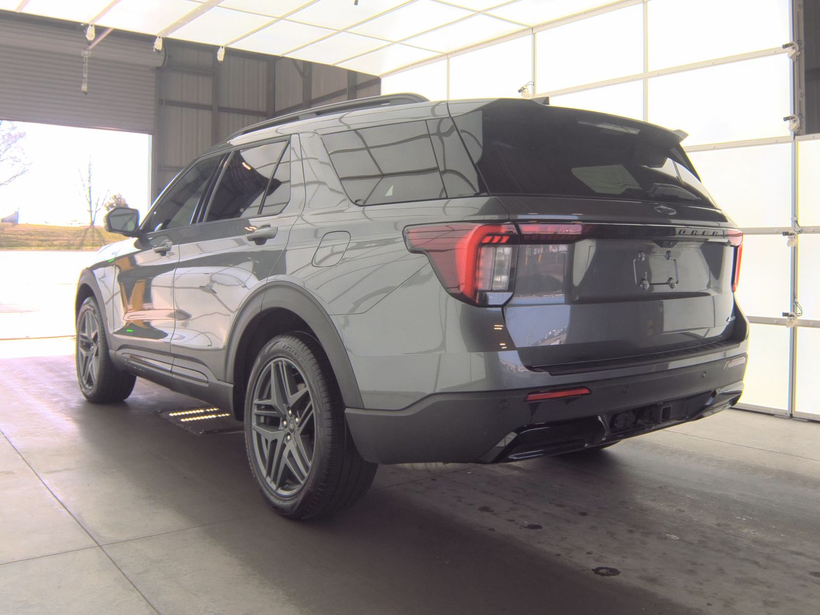 2025 Ford Explorer ST-Line AWD