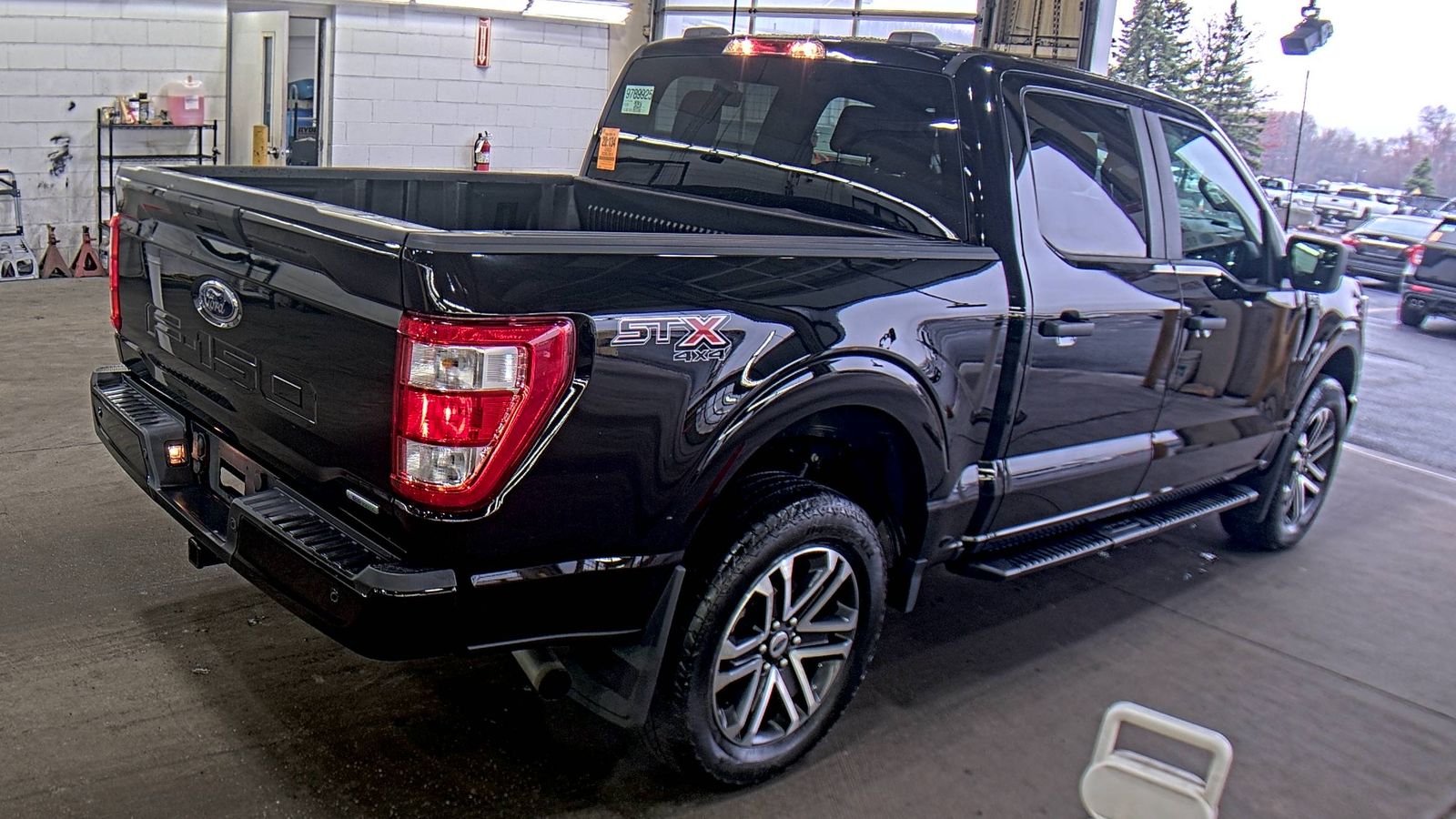 2023 Ford F-150 XL AWD