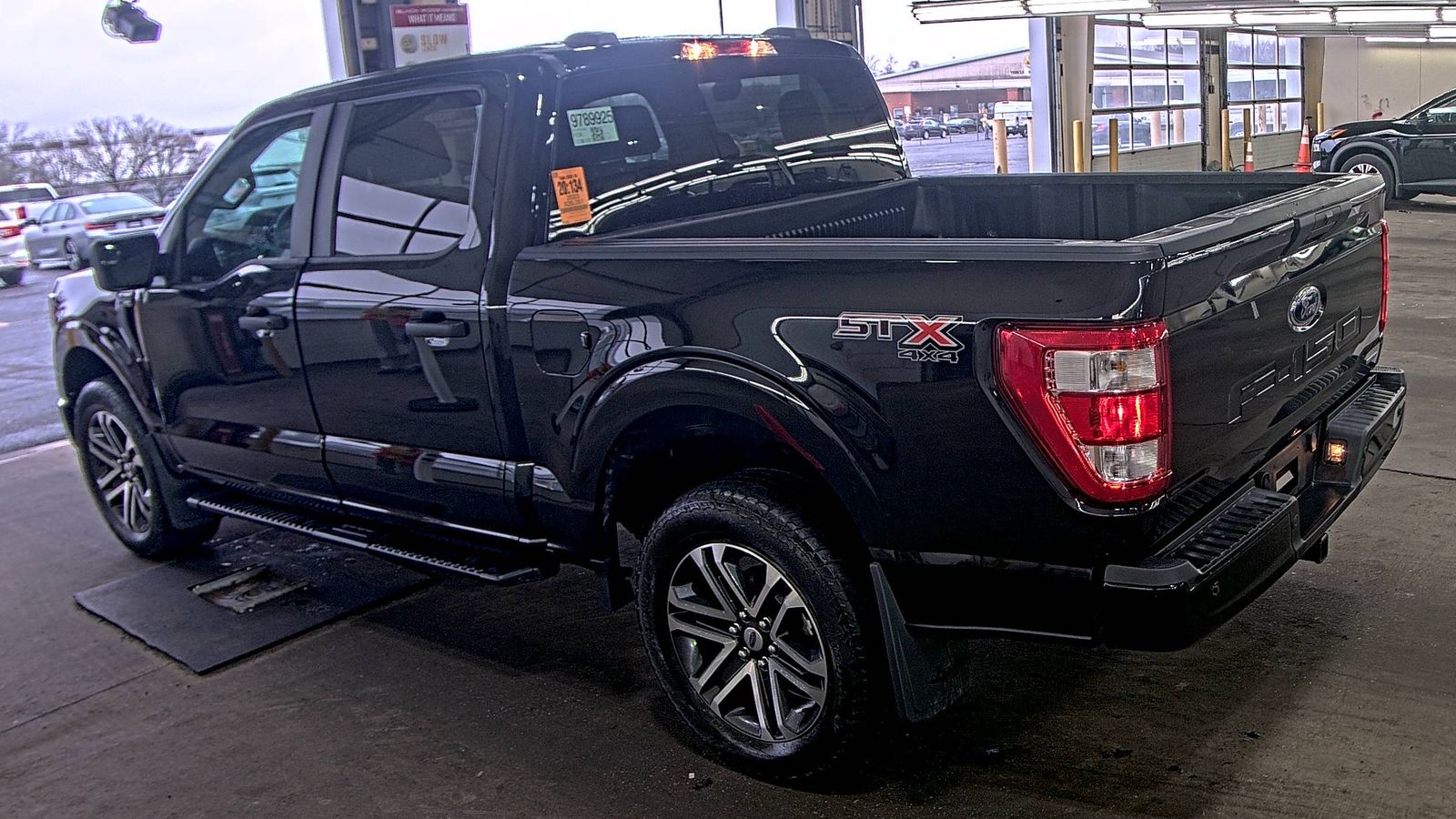 2023 Ford F-150 XL AWD