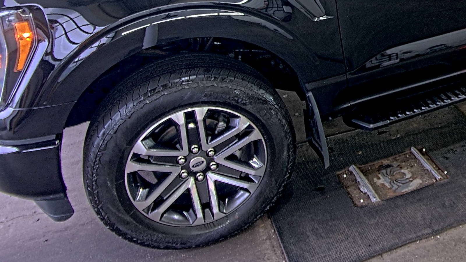 2023 Ford F-150 XL AWD