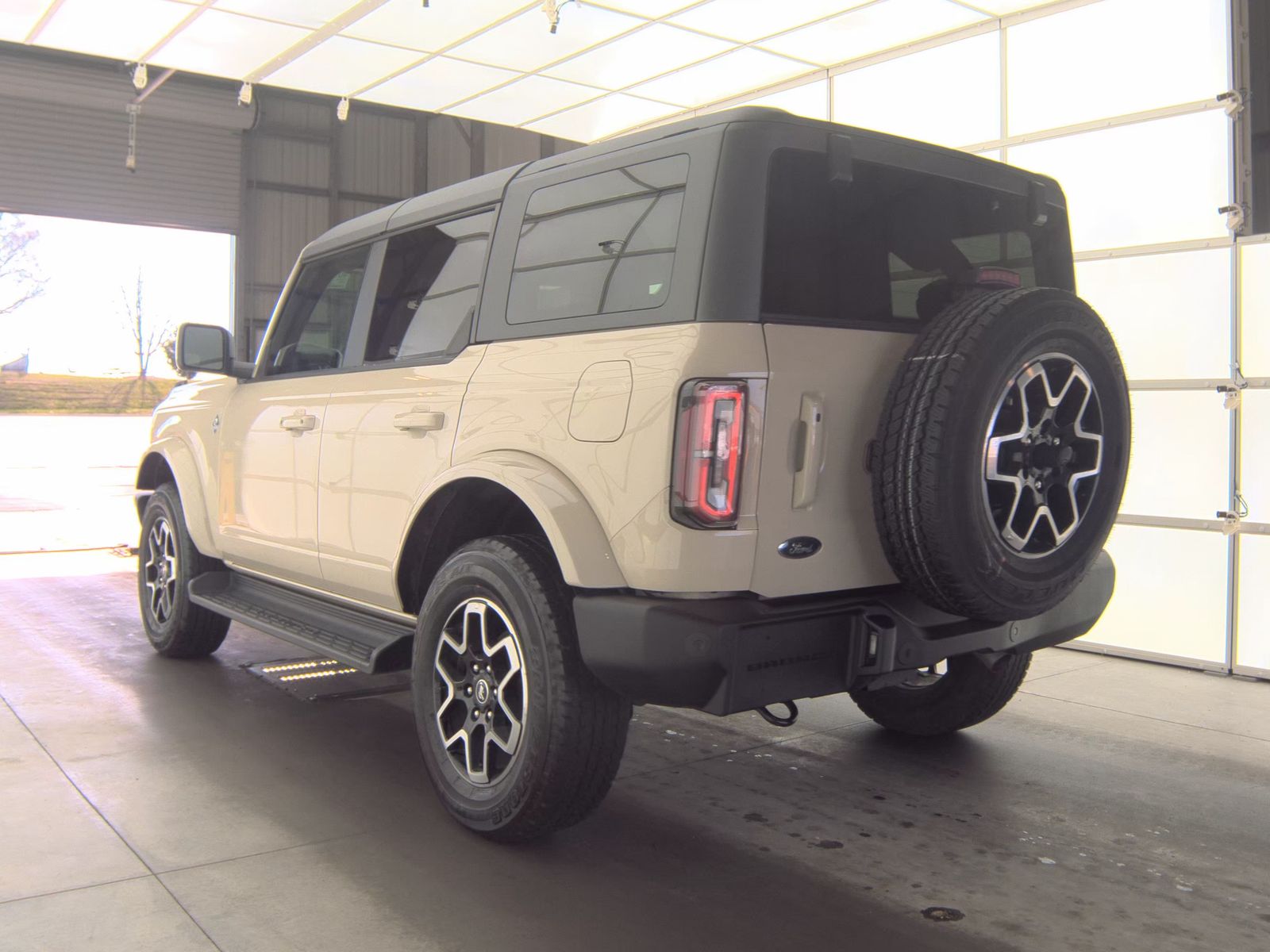 FORD BRONCO - 9