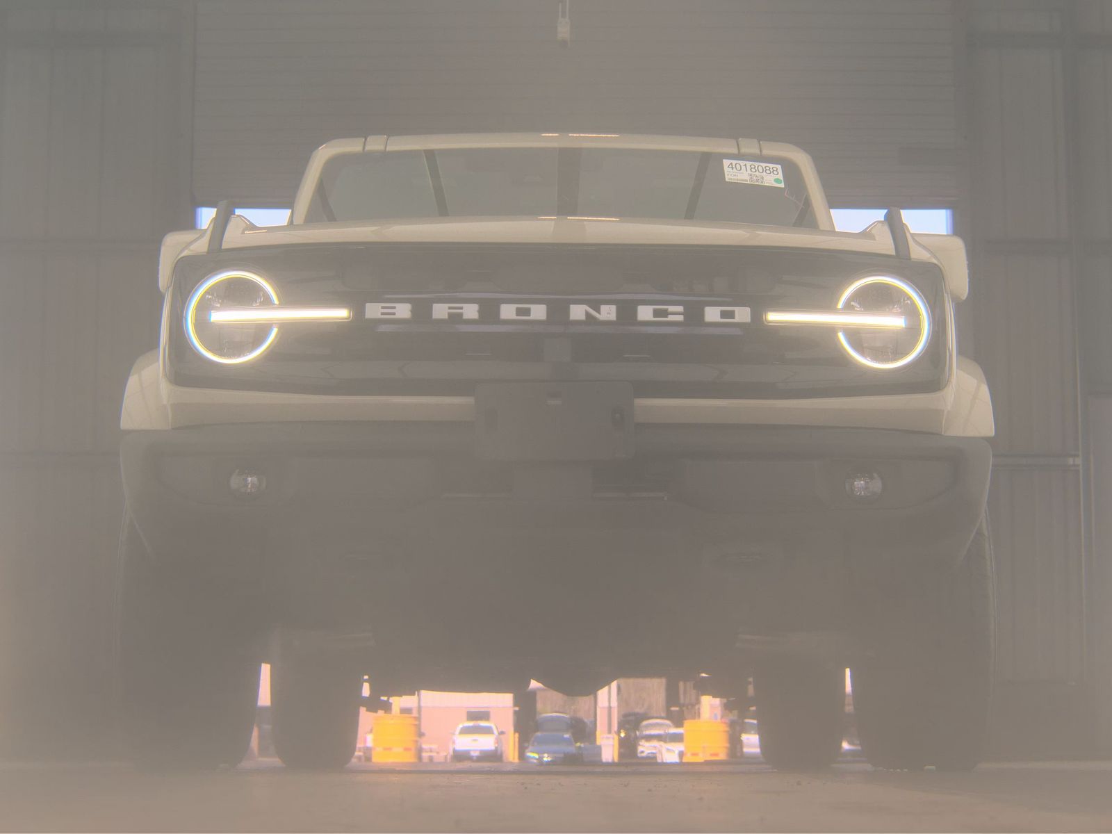 FORD BRONCO - 4