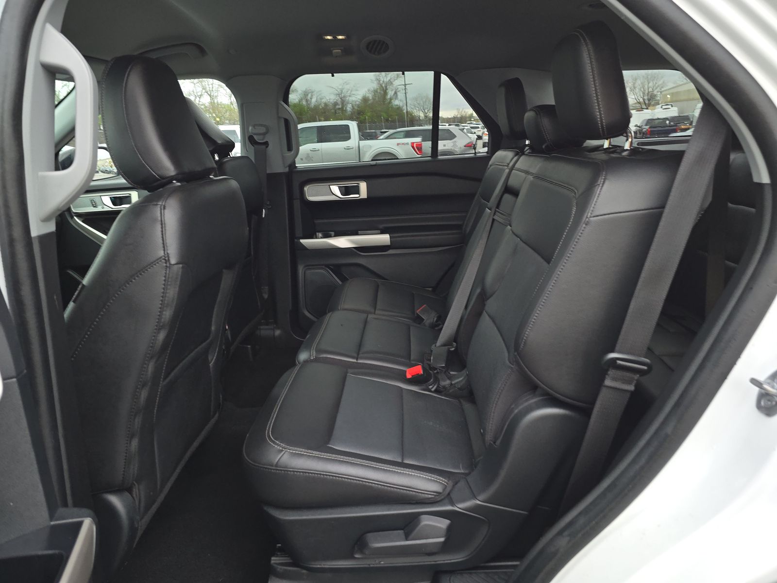 2023 Ford Explorer Hybrid Limited AWD