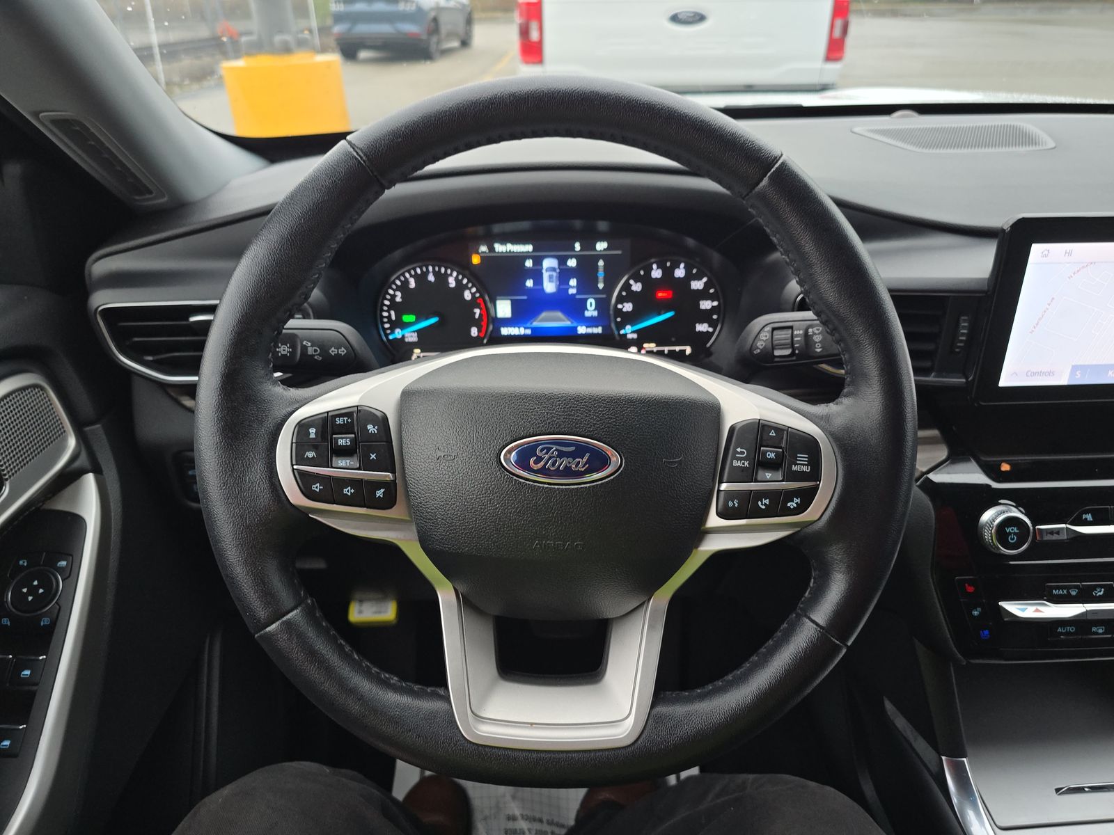 2023 Ford Explorer Hybrid Limited AWD