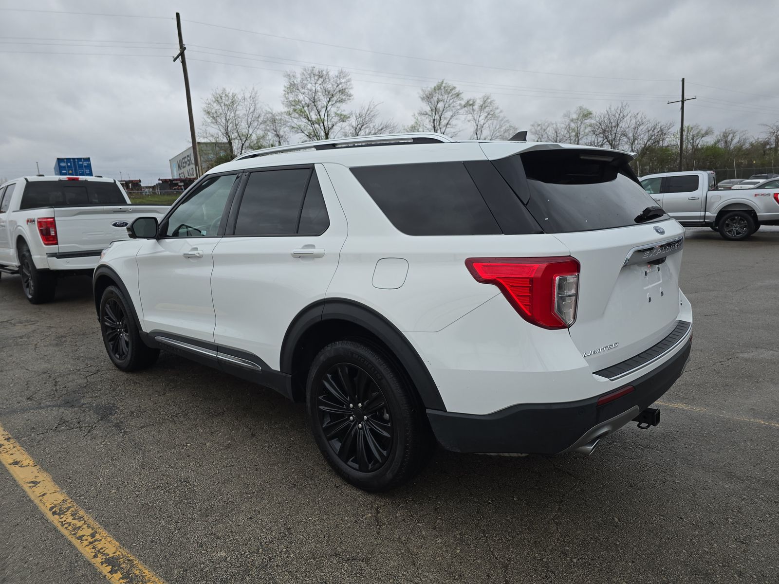 2023 Ford Explorer Hybrid Limited AWD