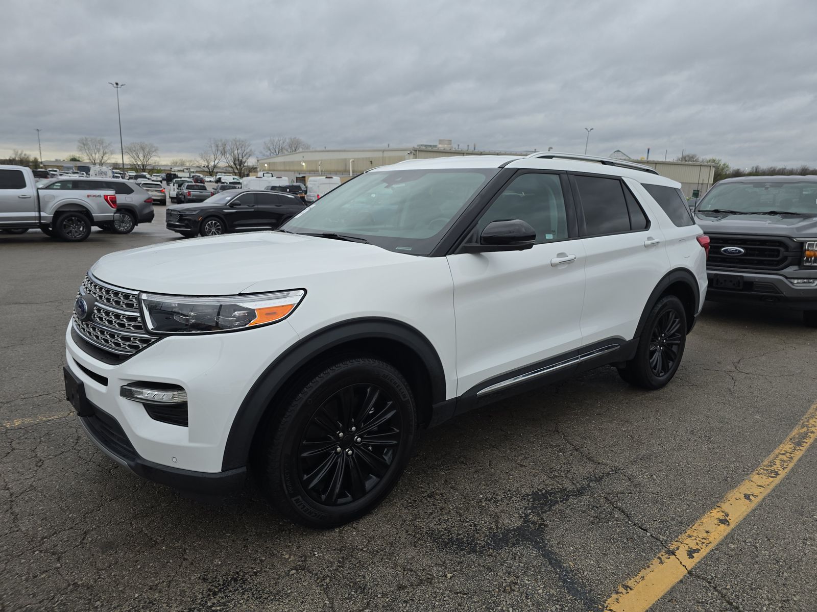 2023 Ford Explorer Hybrid Limited AWD