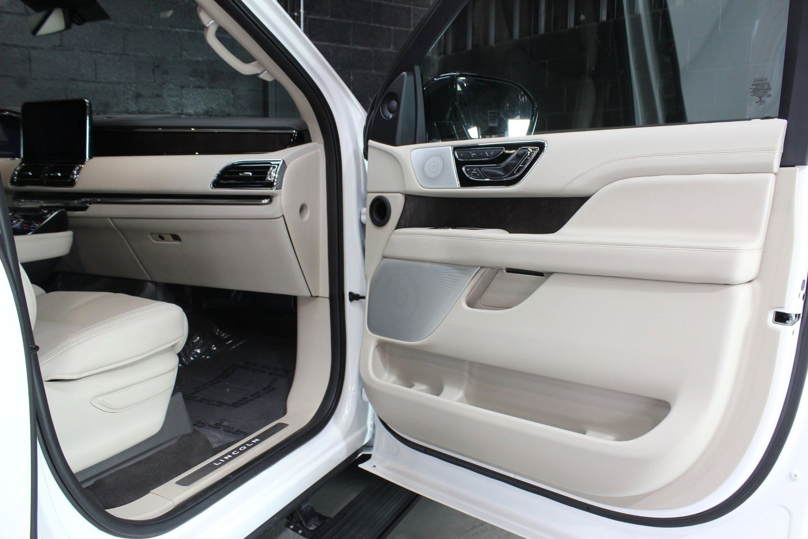 2021 Lincoln Navigator Reserve RWD