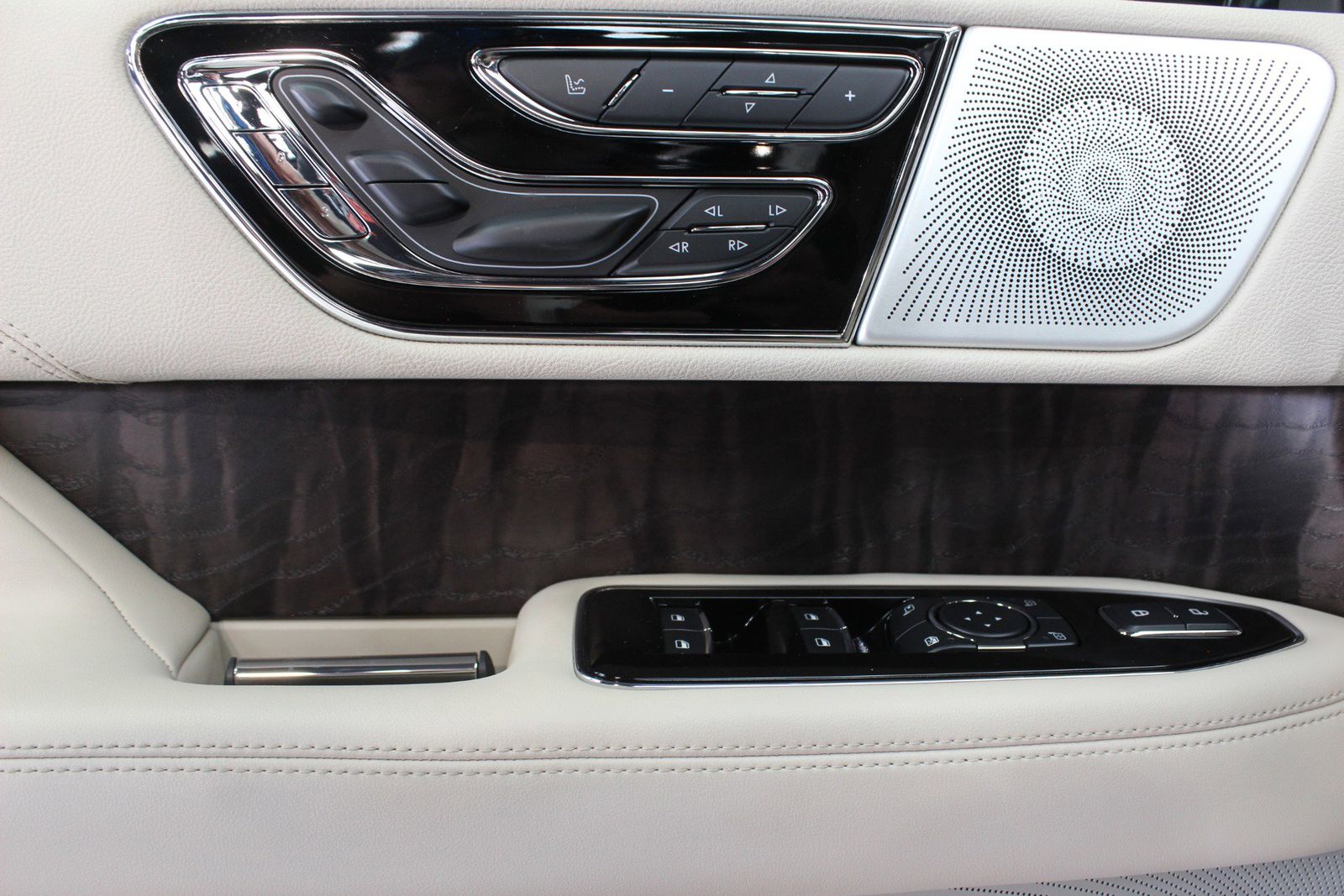 2021 Lincoln Navigator Reserve RWD