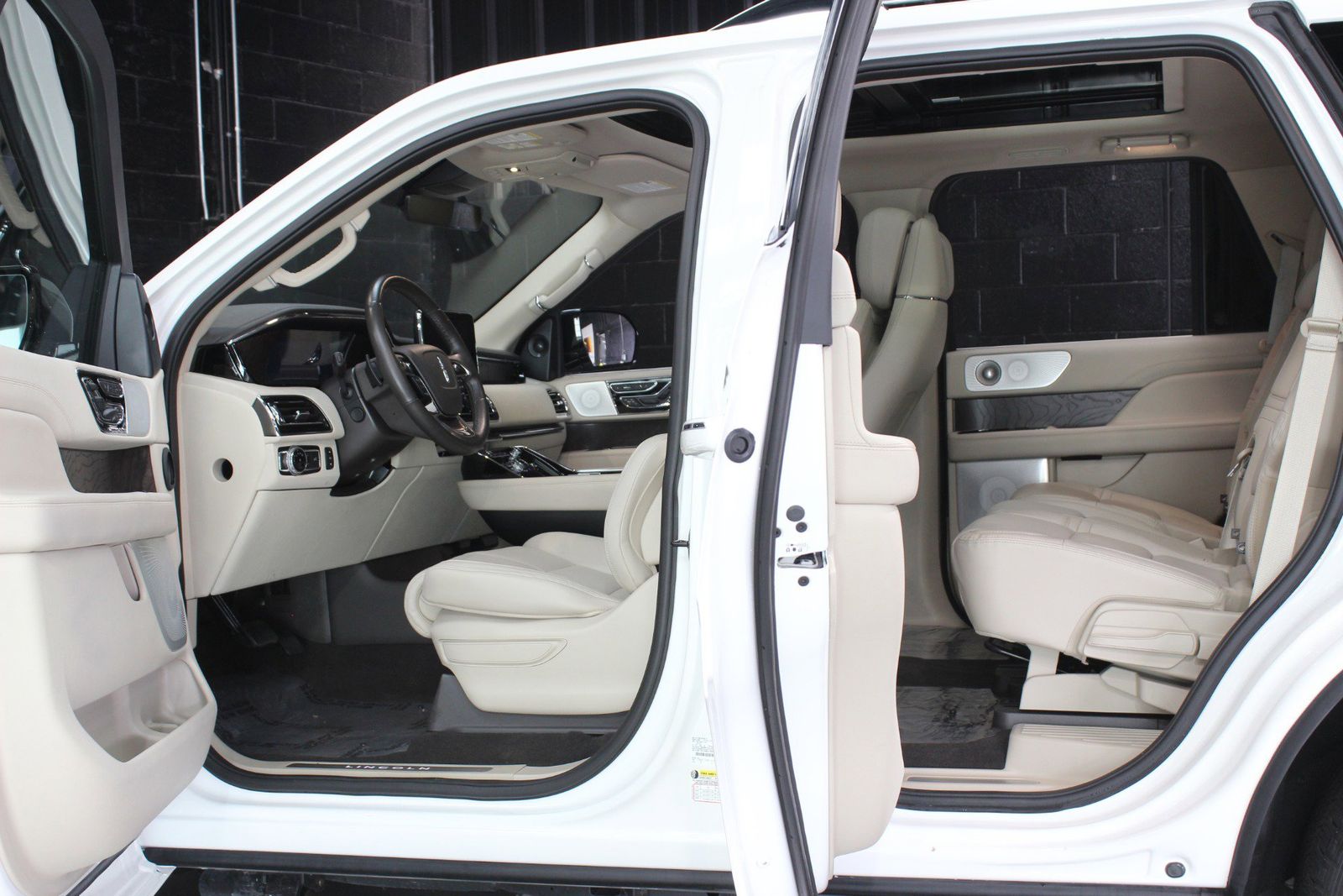 2021 Lincoln Navigator Reserve RWD