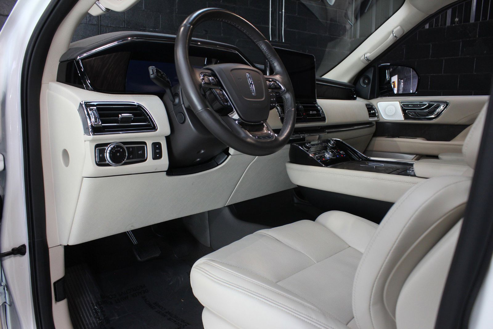 2021 Lincoln Navigator Reserve RWD