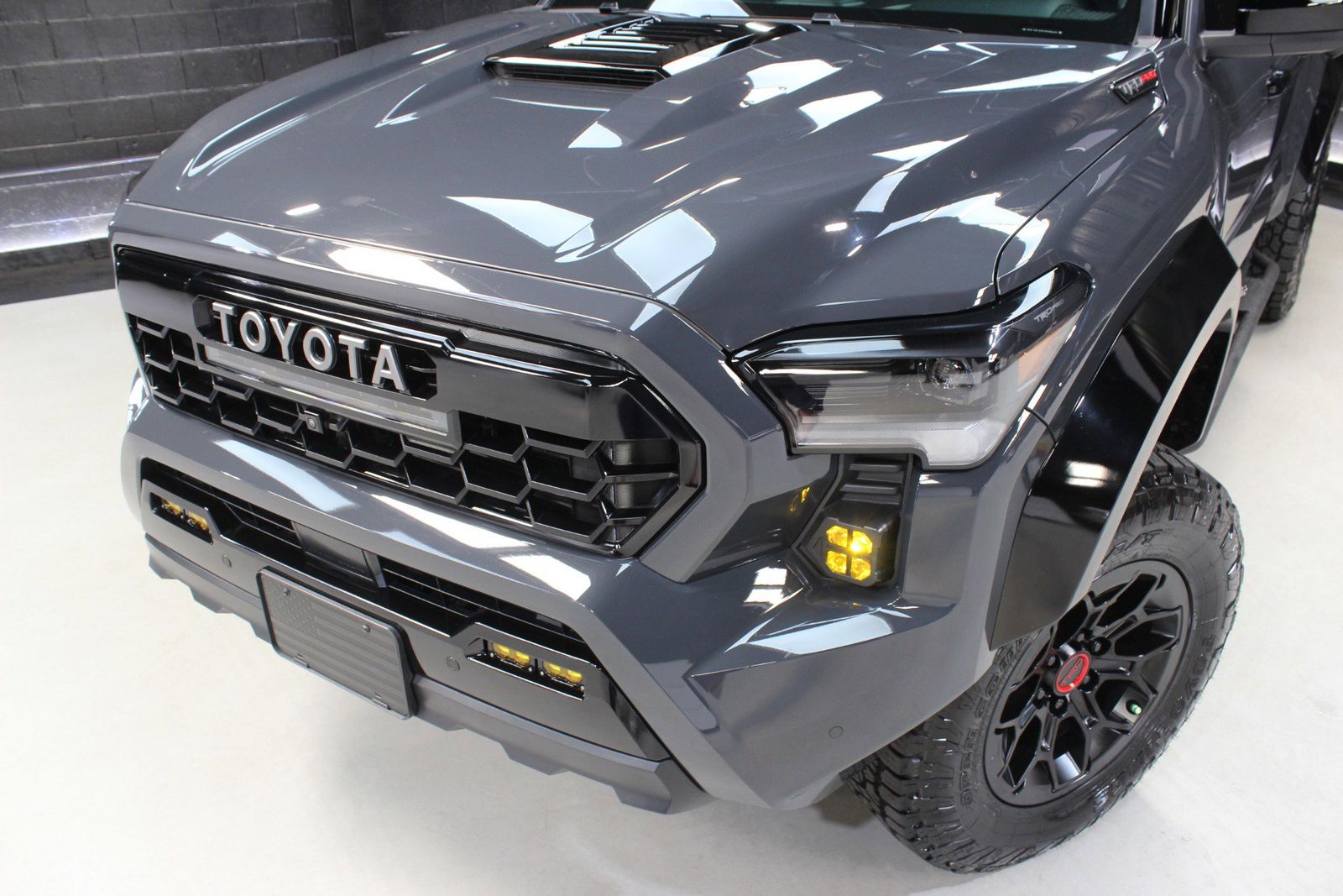 2025 Toyota Tacoma Hybrid TRD Pro AWD