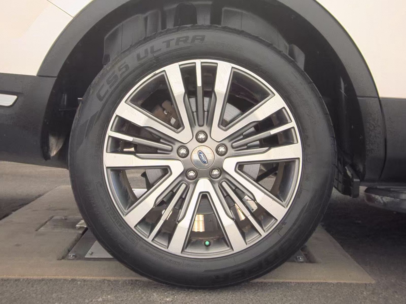 2018 Ford Explorer Platinum AWD