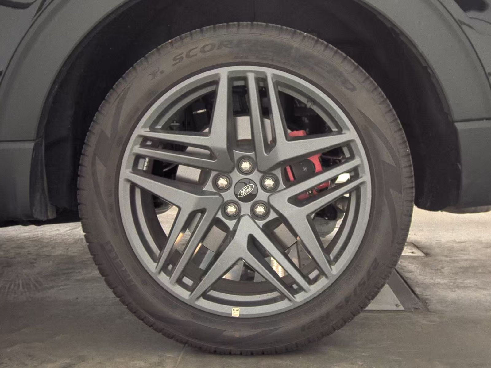 2025 Ford Explorer ST-Line AWD