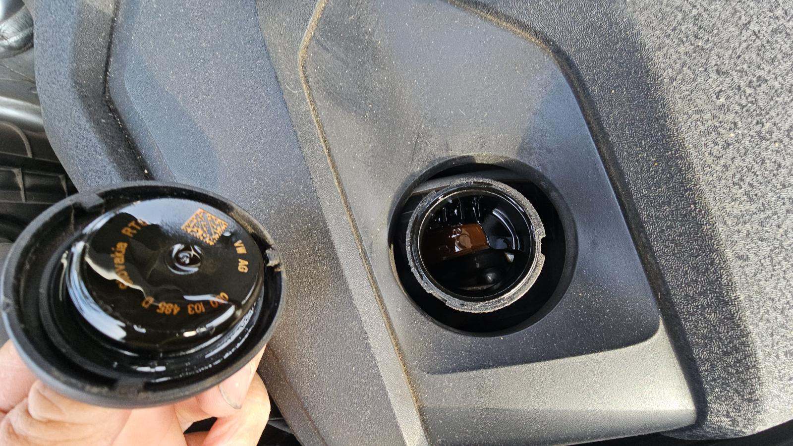 2023 Porsche Macan T AWD