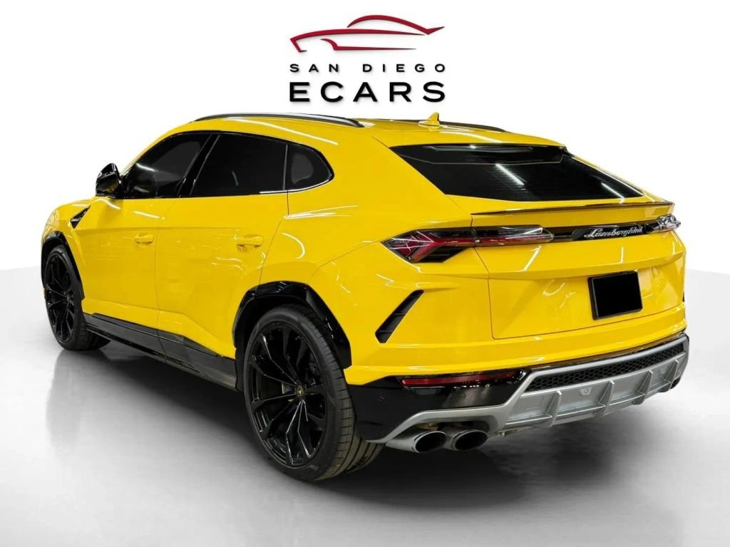 2020 Lamborghini Urus Base AWD