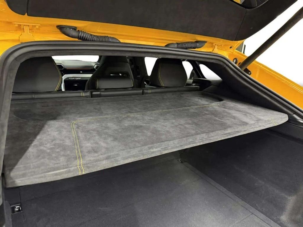 2020 Lamborghini Urus Base AWD