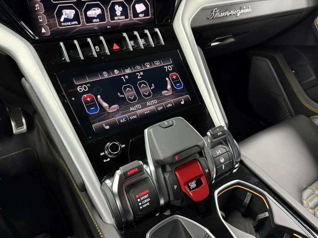 2020 Lamborghini Urus Base AWD