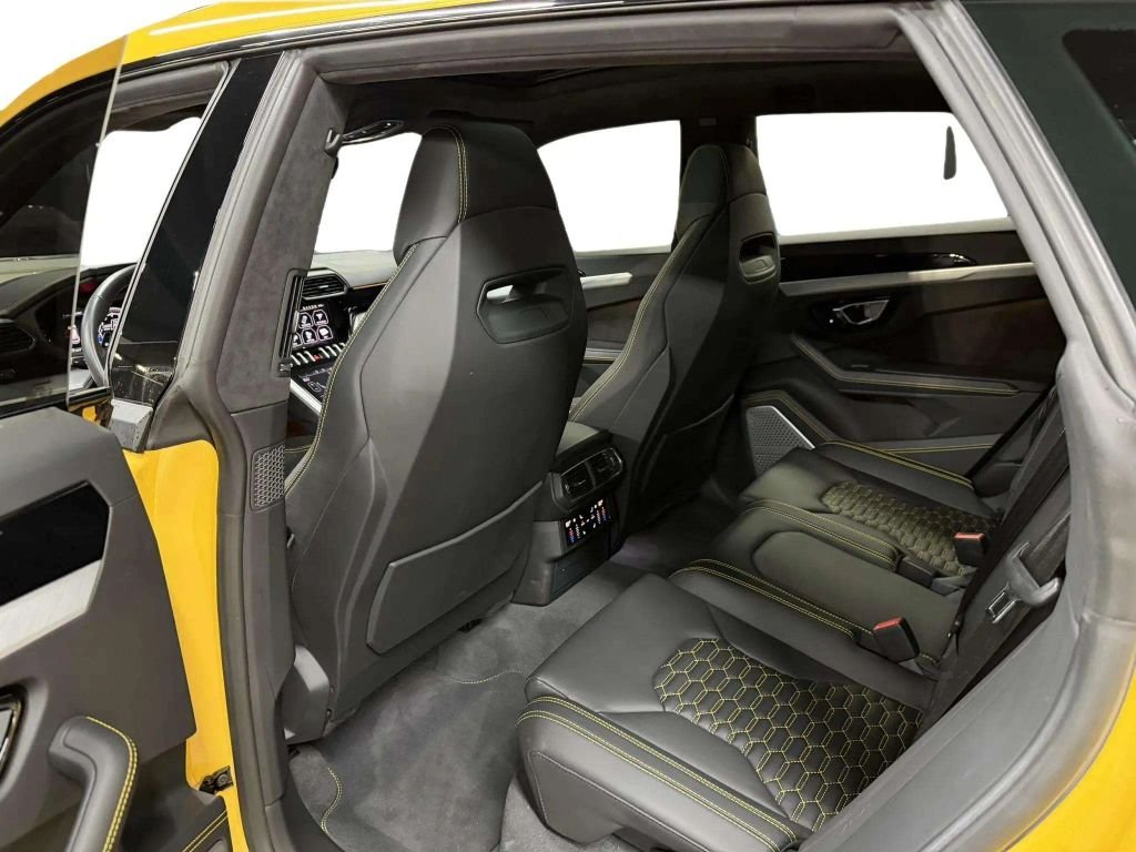 2020 Lamborghini Urus Base AWD