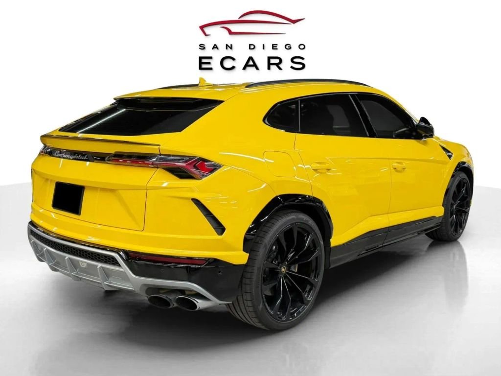 2020 Lamborghini Urus Base AWD