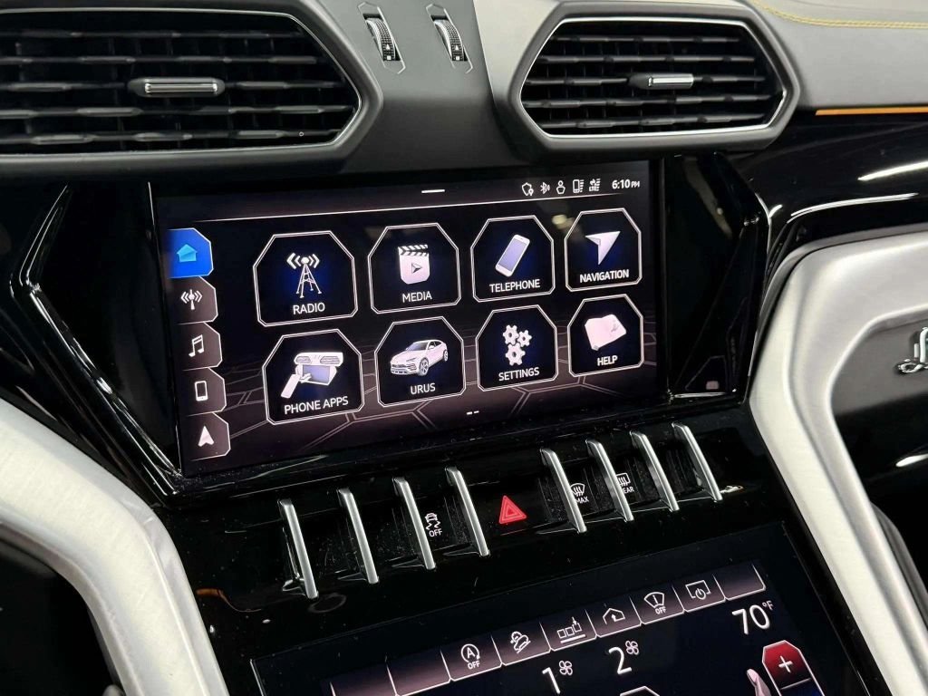 2020 Lamborghini Urus Base AWD