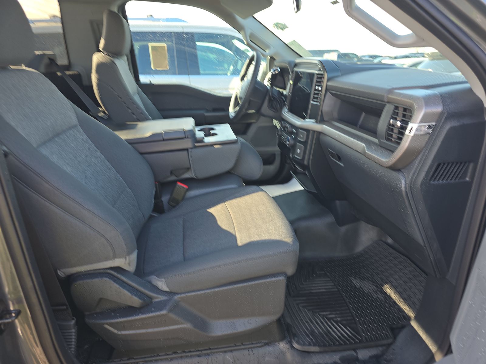 2025 Ford F-150 XL AWD