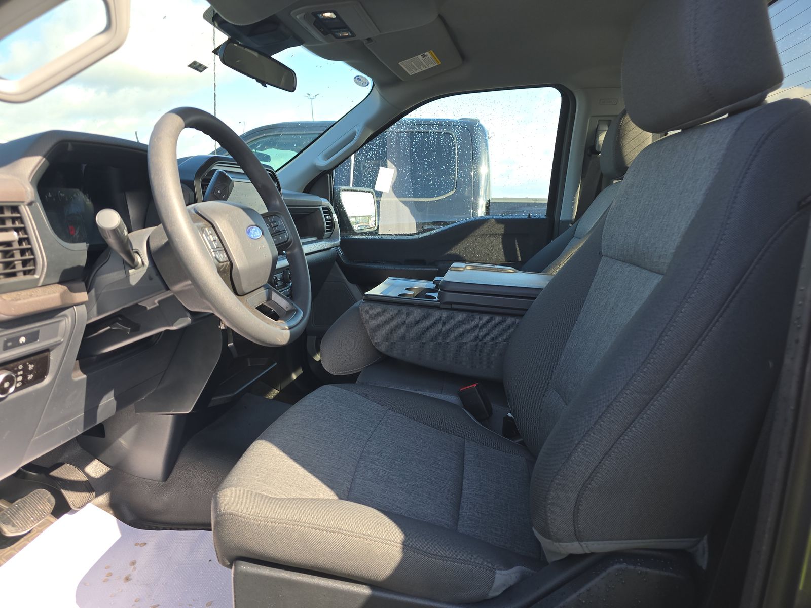 2025 Ford F-150 XL AWD