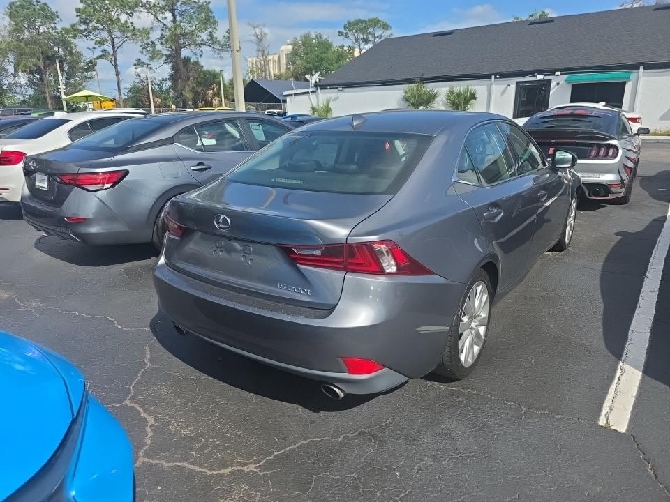 2016 Lexus IS IS 200t RWD