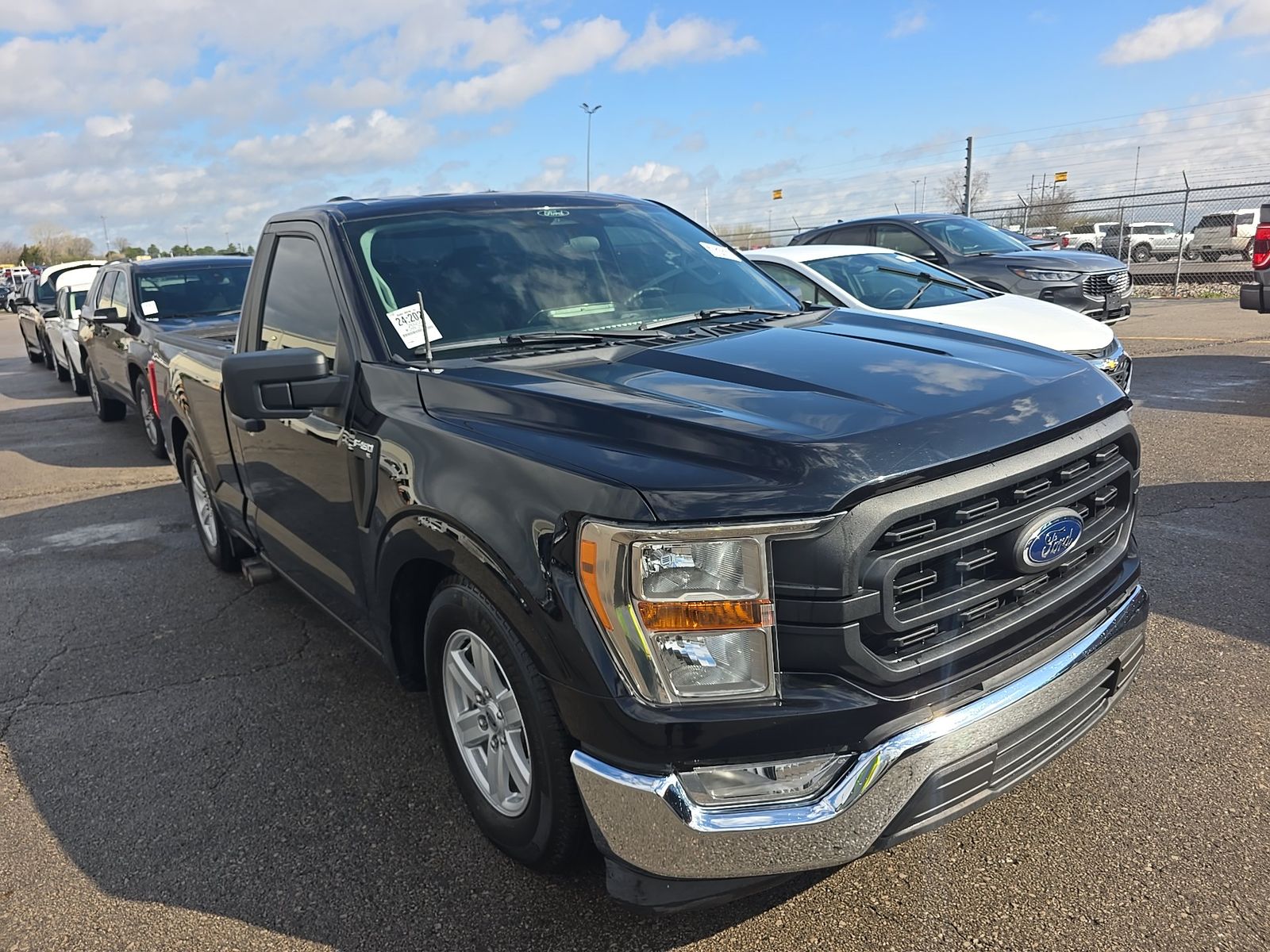 2022 Ford F-150 XL RWD