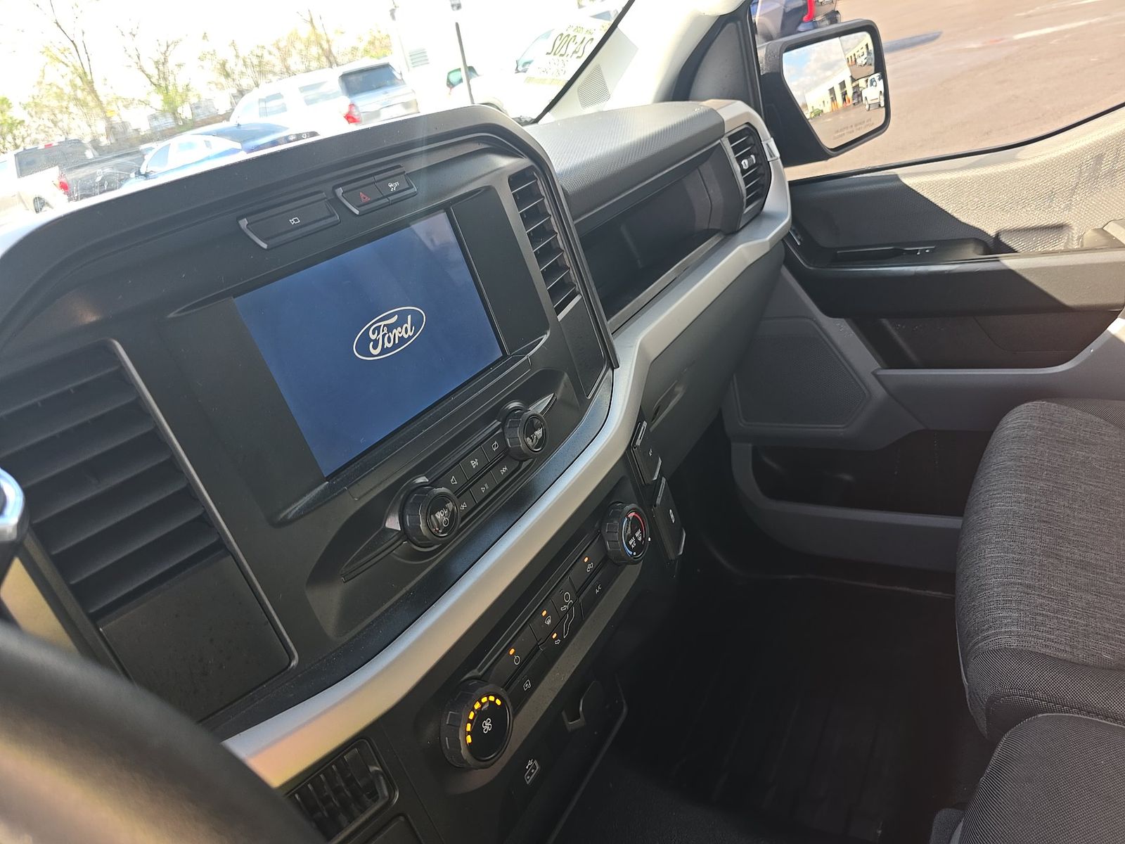 2022 Ford F-150 XL RWD