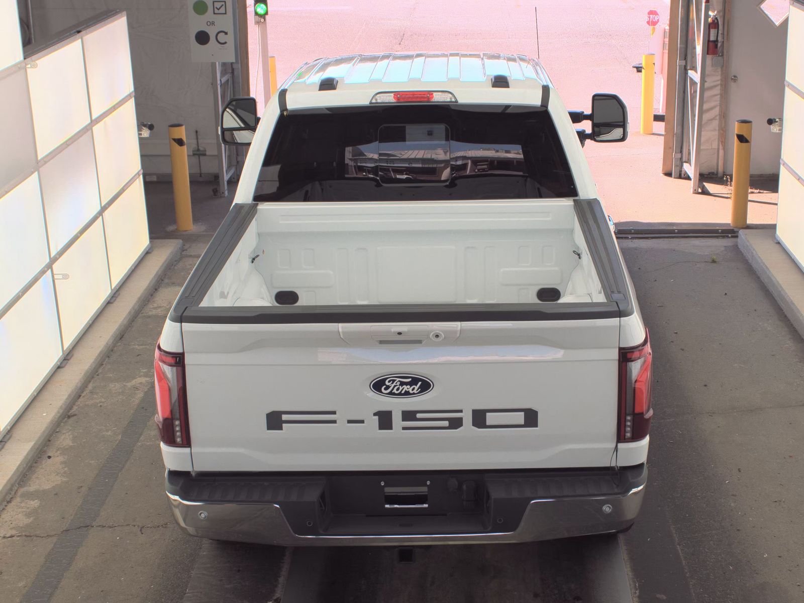 2025 Ford F-150 Hybrid Lariat AWD