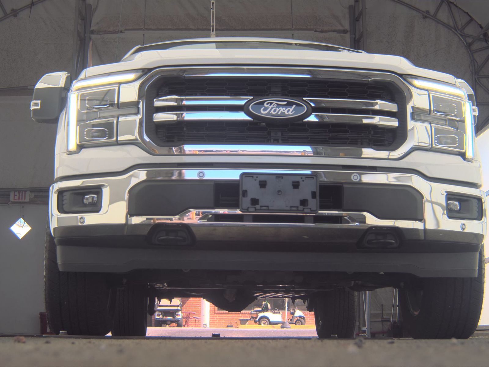 2025 Ford F-150 Hybrid Lariat AWD