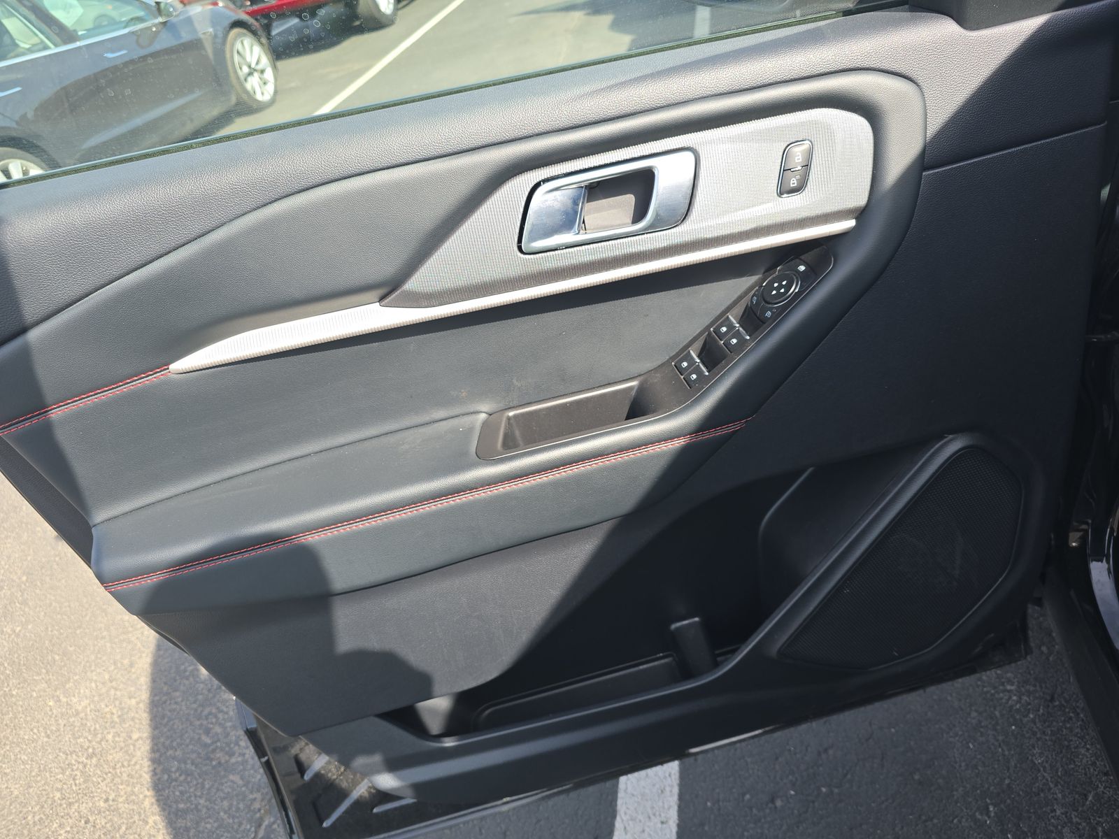 2025 Ford Explorer ST-Line AWD