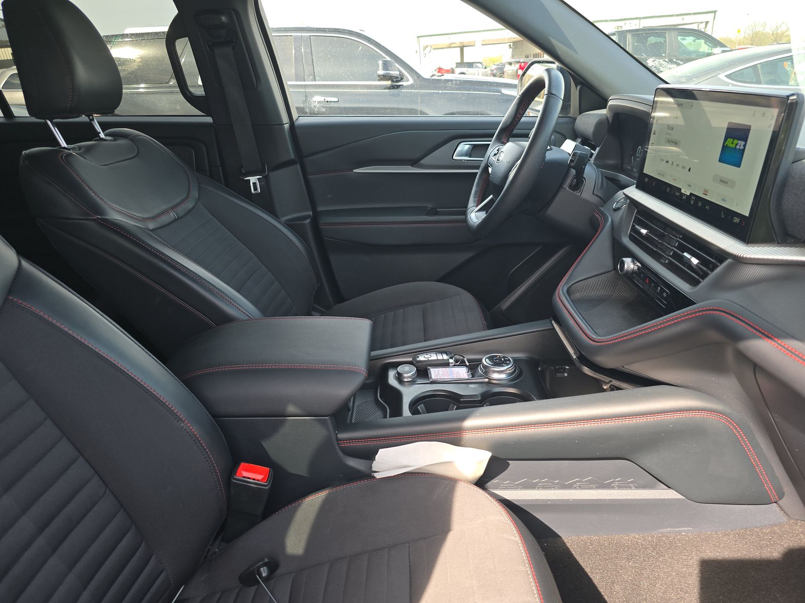 2025 Ford Explorer ST-Line AWD