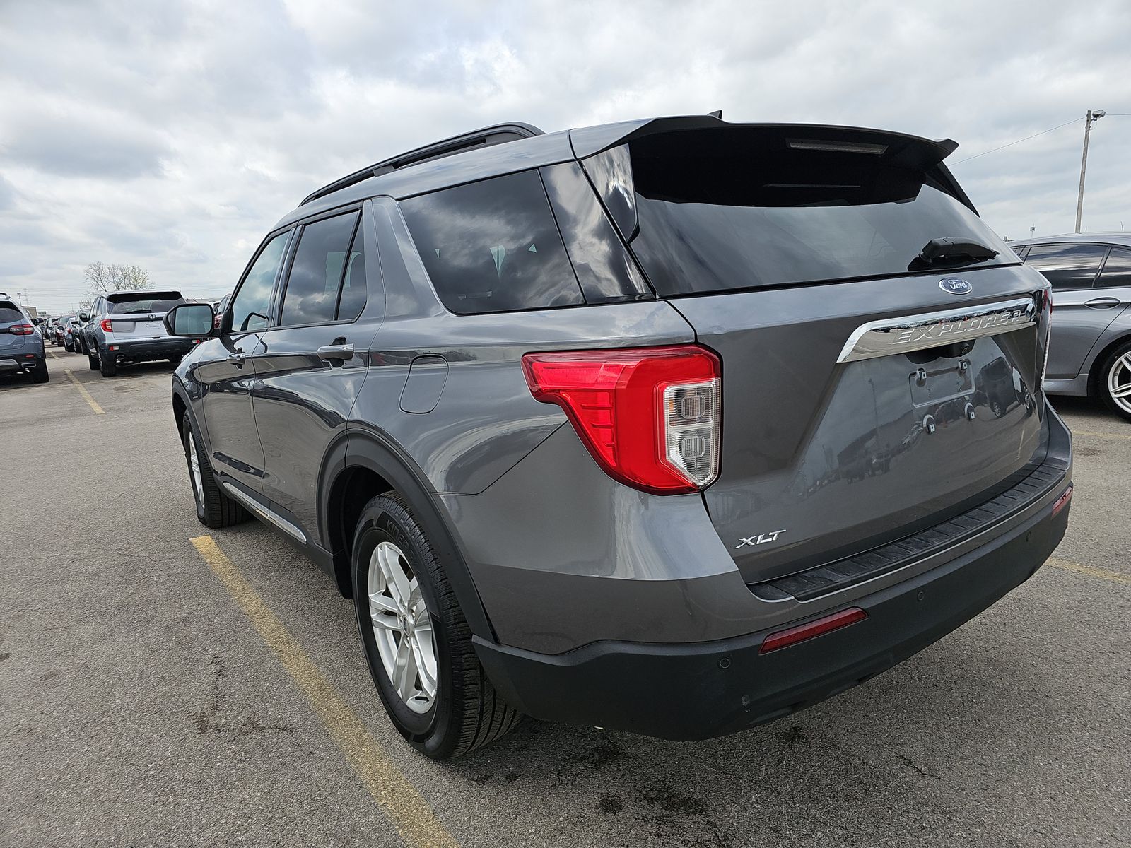 2022 Ford Explorer XLT RWD