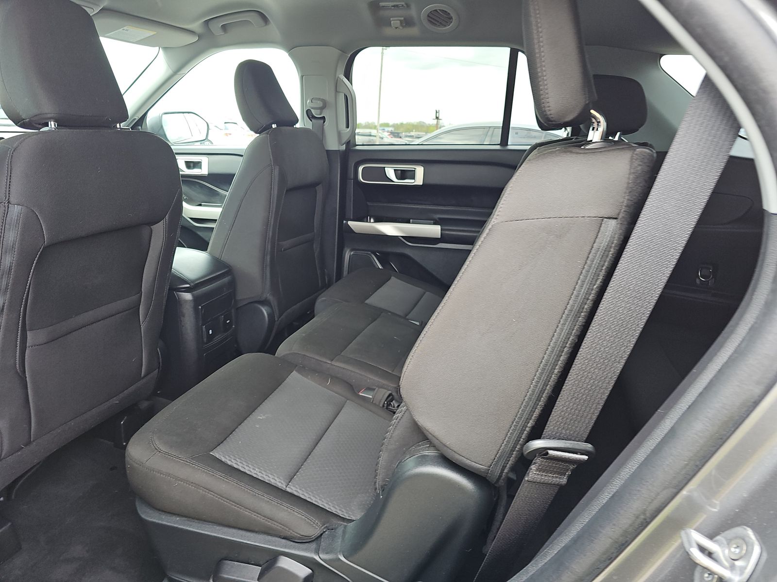 2022 Ford Explorer XLT RWD