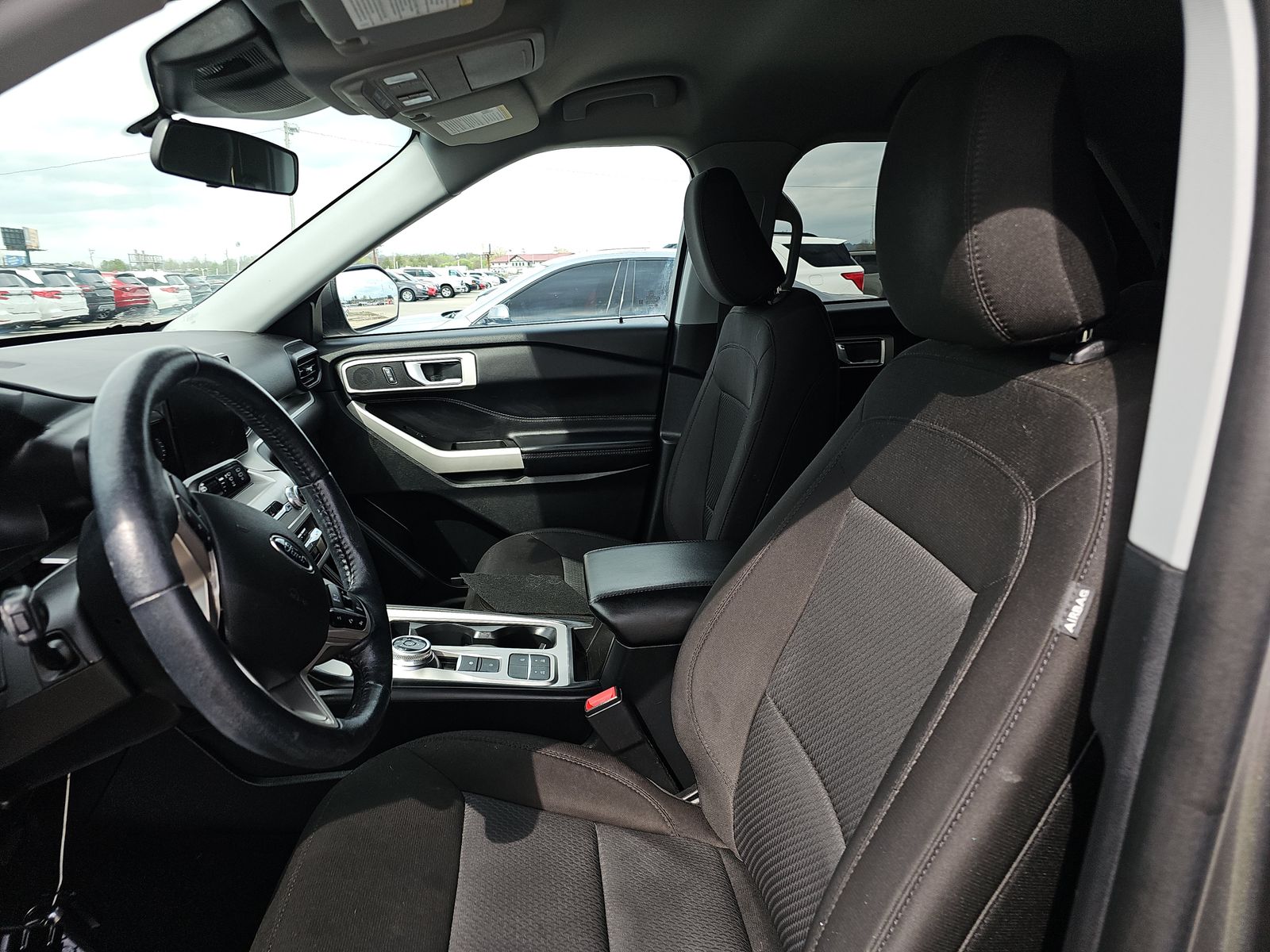 2022 Ford Explorer XLT RWD