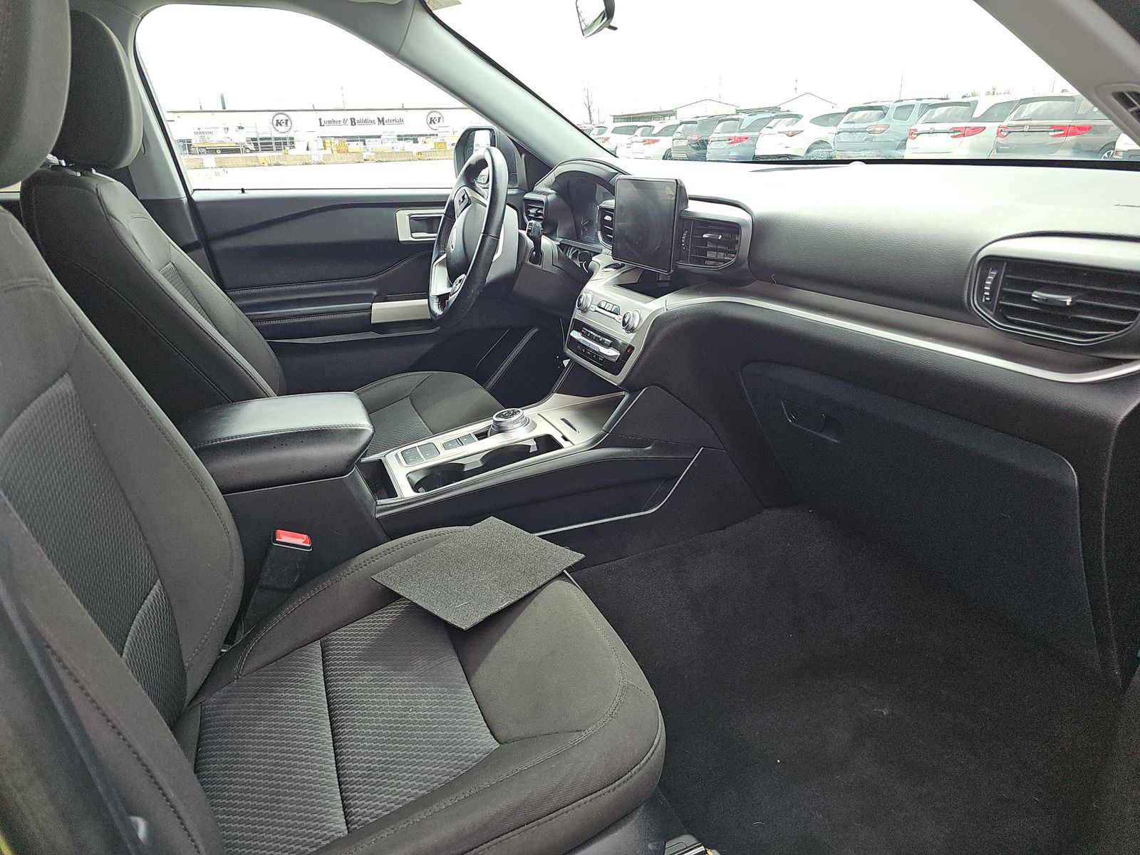 2022 Ford Explorer XLT RWD