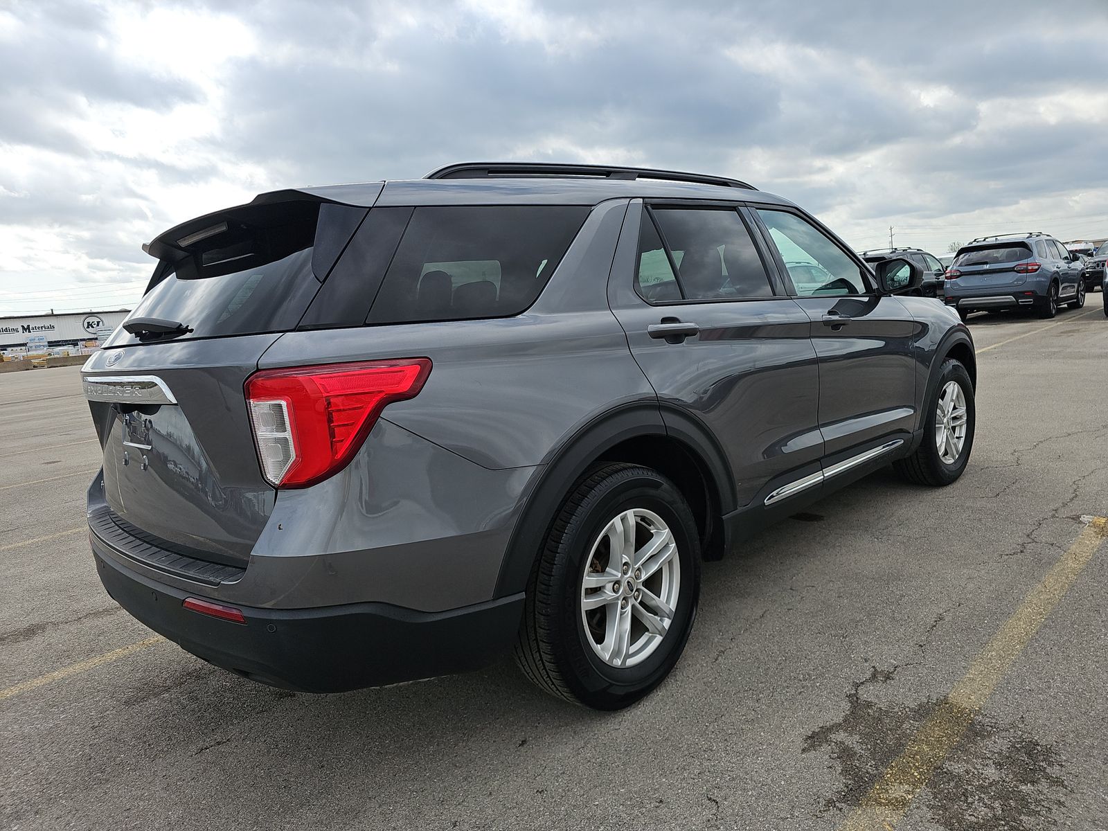 2022 Ford Explorer XLT RWD
