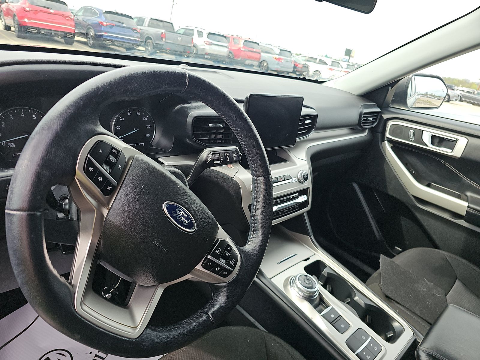 2022 Ford Explorer XLT RWD