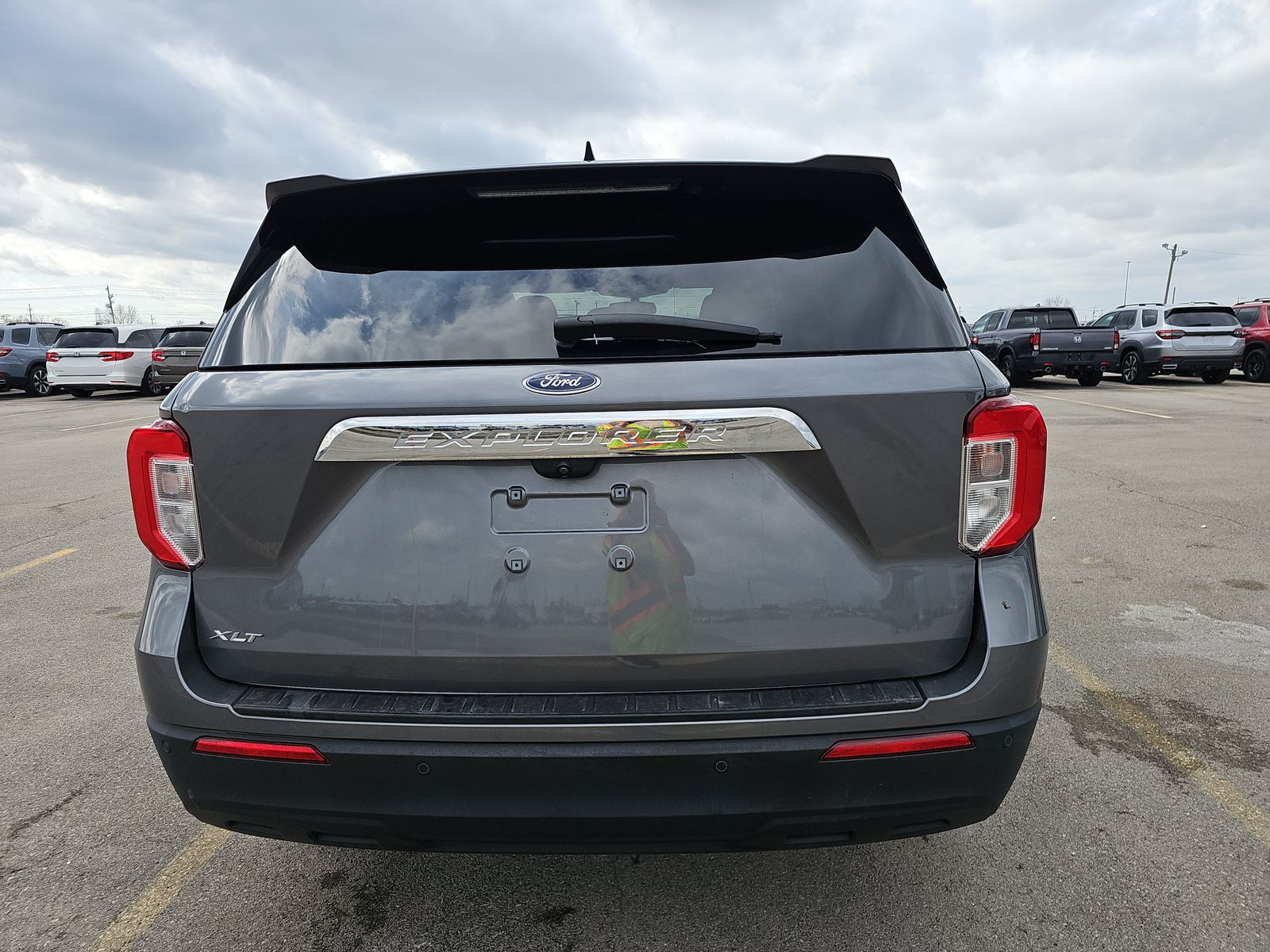 2022 Ford Explorer XLT RWD