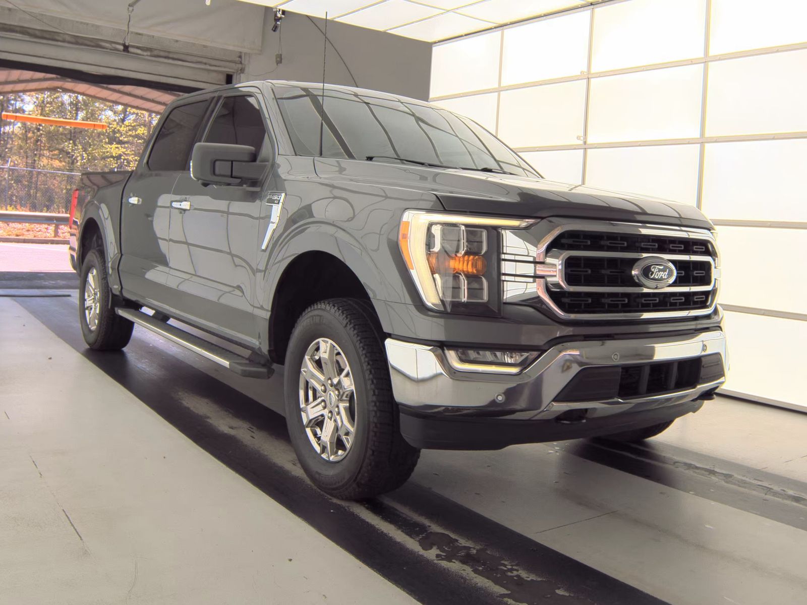2023 Ford F-150 XLT AWD